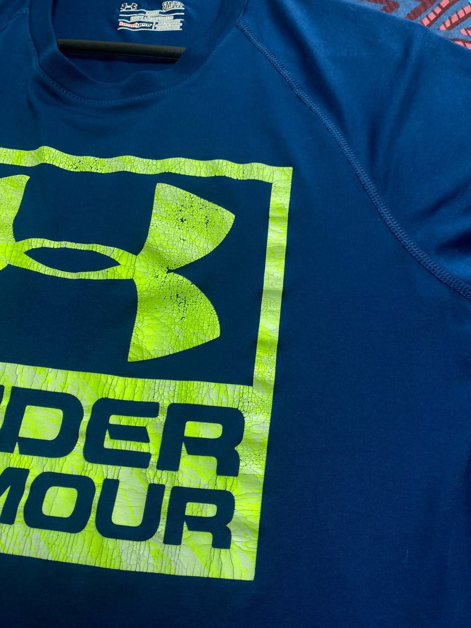 Under Armour Streetwear T-Shirt Under Armour big logo blue Y2K Vintage Size US S / EU 44-46 / 1 - 4 Thumbnail