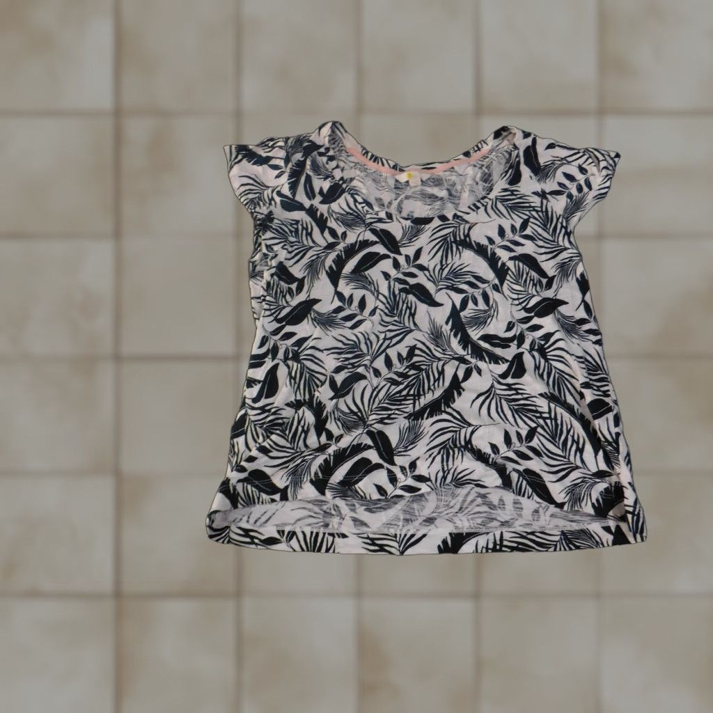 Boden Boden Shirt Womens US 10 Black White Leaf Print 100% Cotton Scoop Neck Short Sleeve Cap Sleeve Floral Tee Size L / US 10 / IT 46 - 1 Thumbnail