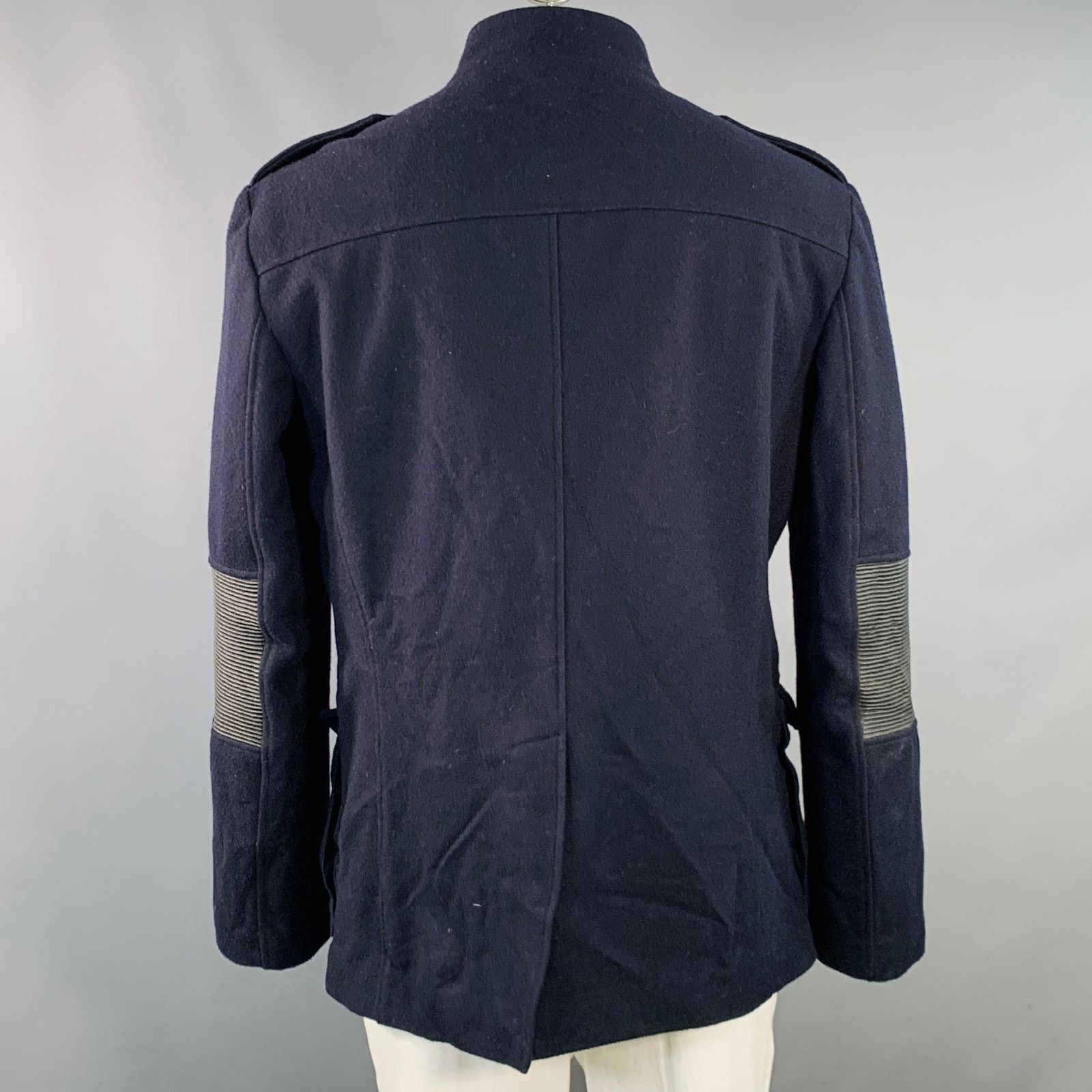 Versace VERSACE Size 46 Navy Black Virgin Wool Blend Epaulets Jacket Size US XXL / EU 58 / 5 - 4 Thumbnail