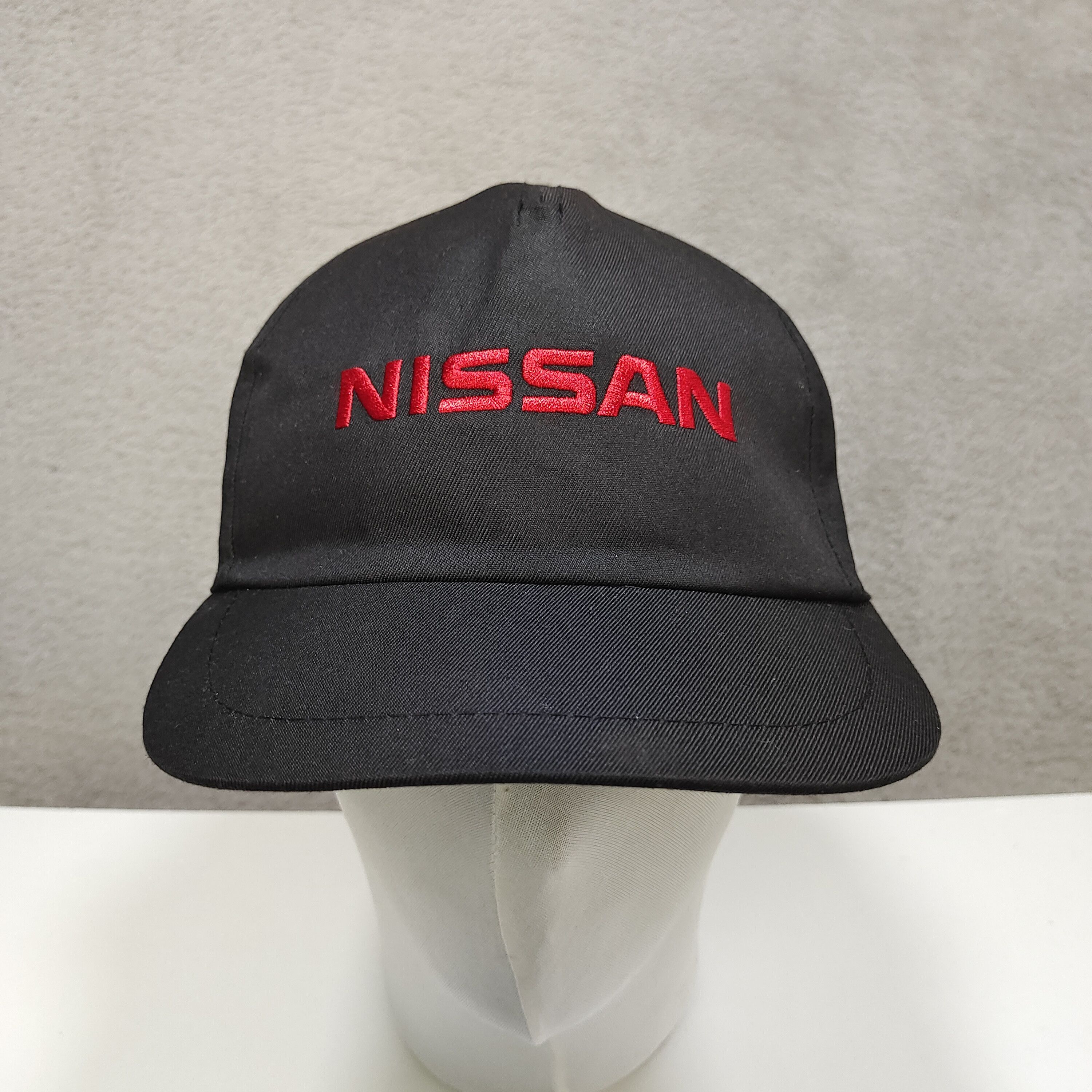 Vintage VINTAGE NISSAN RED DEALER STAFF CAP BLACK RED EMBROIDERY JDM Size ONE SIZE - 1 Thumbnail