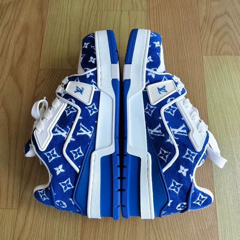 Louis Vuitton Louis Vuitton Trainer low-cut lace-up fashion board shoes Size US 5 / IT 35 - 2 Thumbnail
