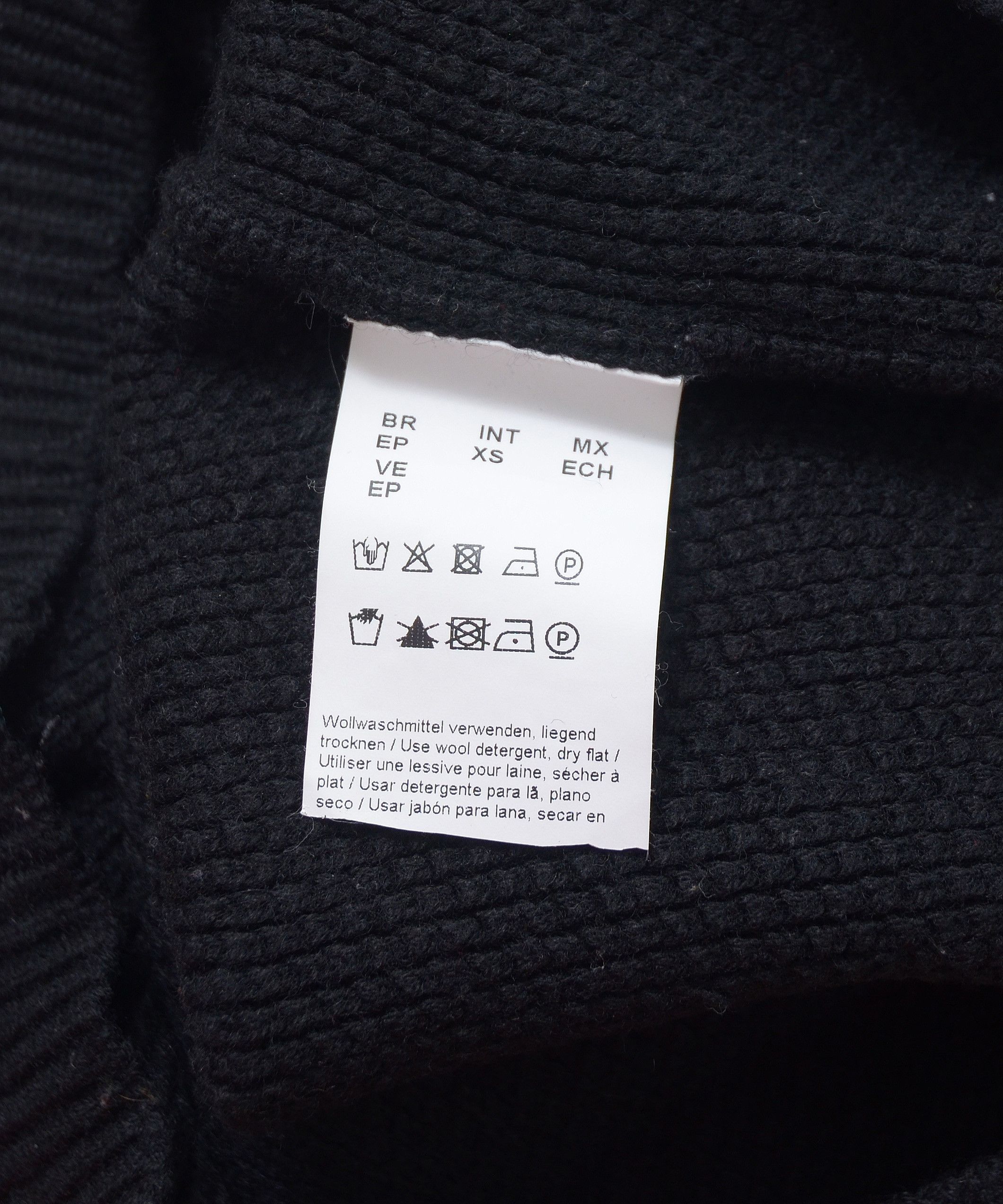 Hugo × Hugo Boss Hugo Boss Ladies Oversized Knit Sweater size XS Size XS / US 0-2 / IT 36-38 - 8 Thumbnail