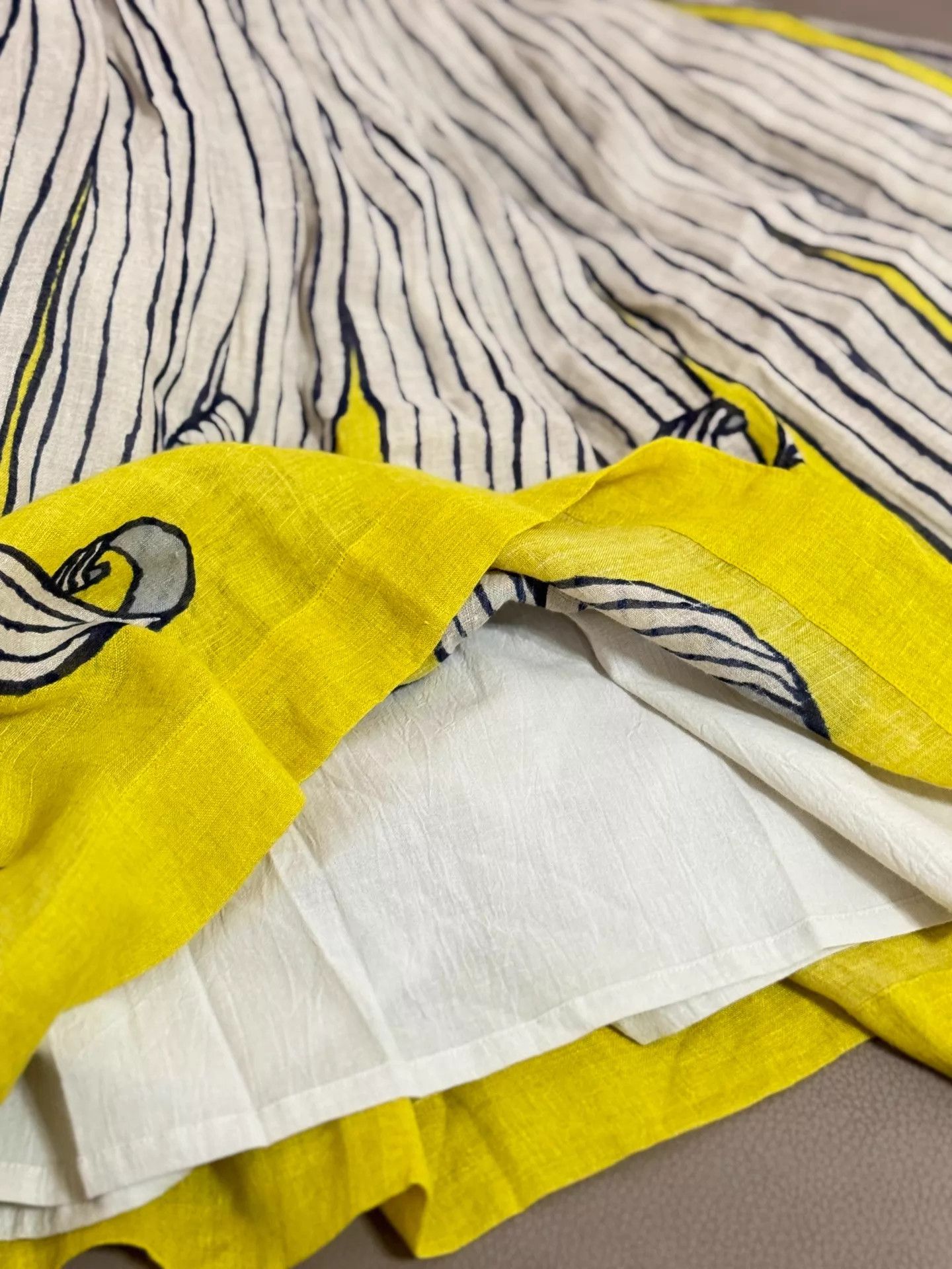mina perhonen mina perhonen new with tags yellow wave linen skirt 36 Size 25" / US 0 / IT 36 - 5 Thumbnail