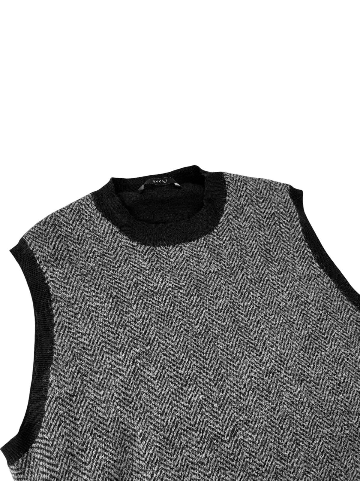 Gucci A/W 2000 Herringbone Knit Sweater Vest (AW00/FW00, Tom Ford) Size US M / EU 48-50 / 2 - 3 Thumbnail