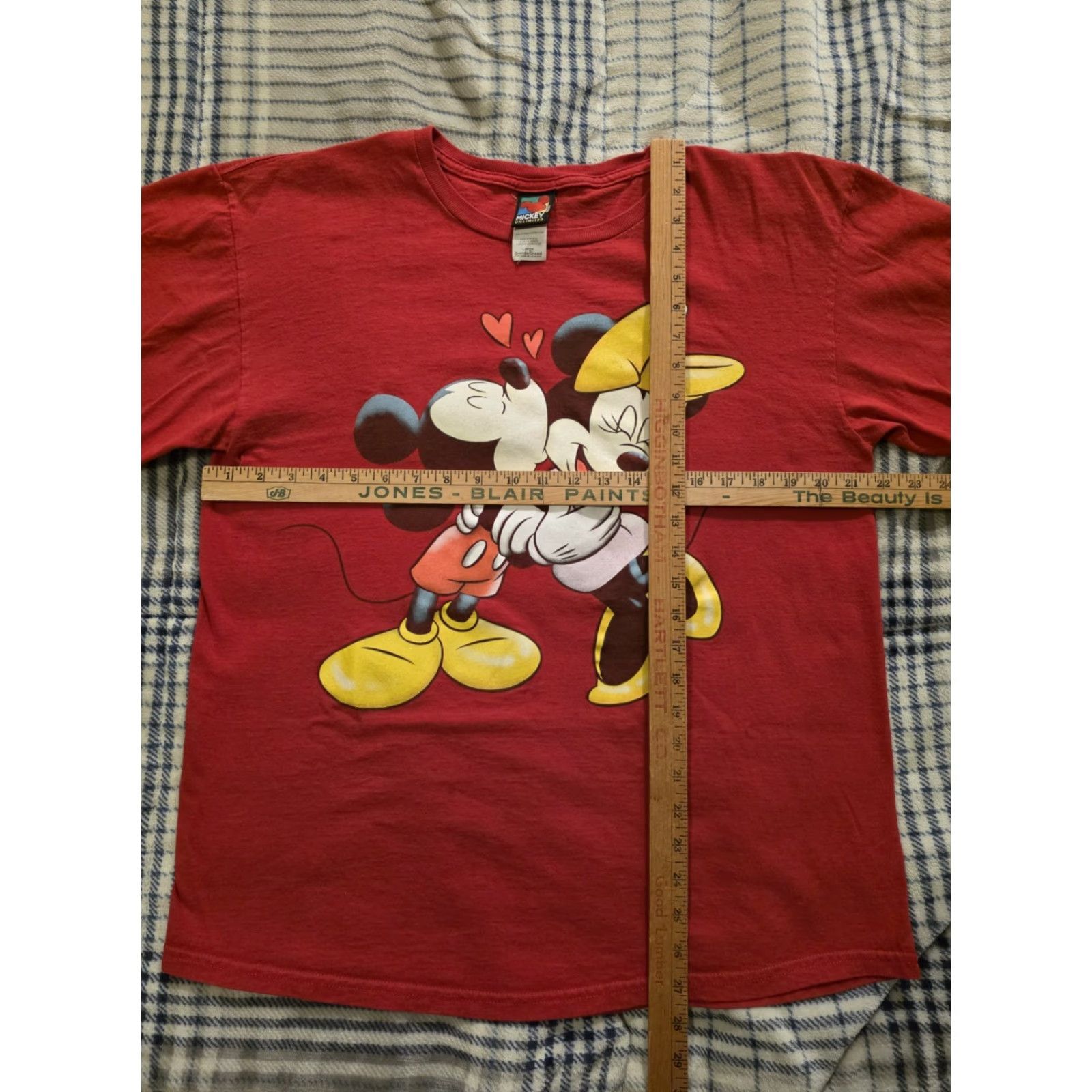Mickey Unlimited VINTAGE Mickey Unlimited Mickey & Minnie Mouse Kiss Red Adult Large T-Shirt Short Sleeve Cotton Graphic Print Mens 90s Disney Size US L / EU 52-54 / 3 - 6 Thumbnail