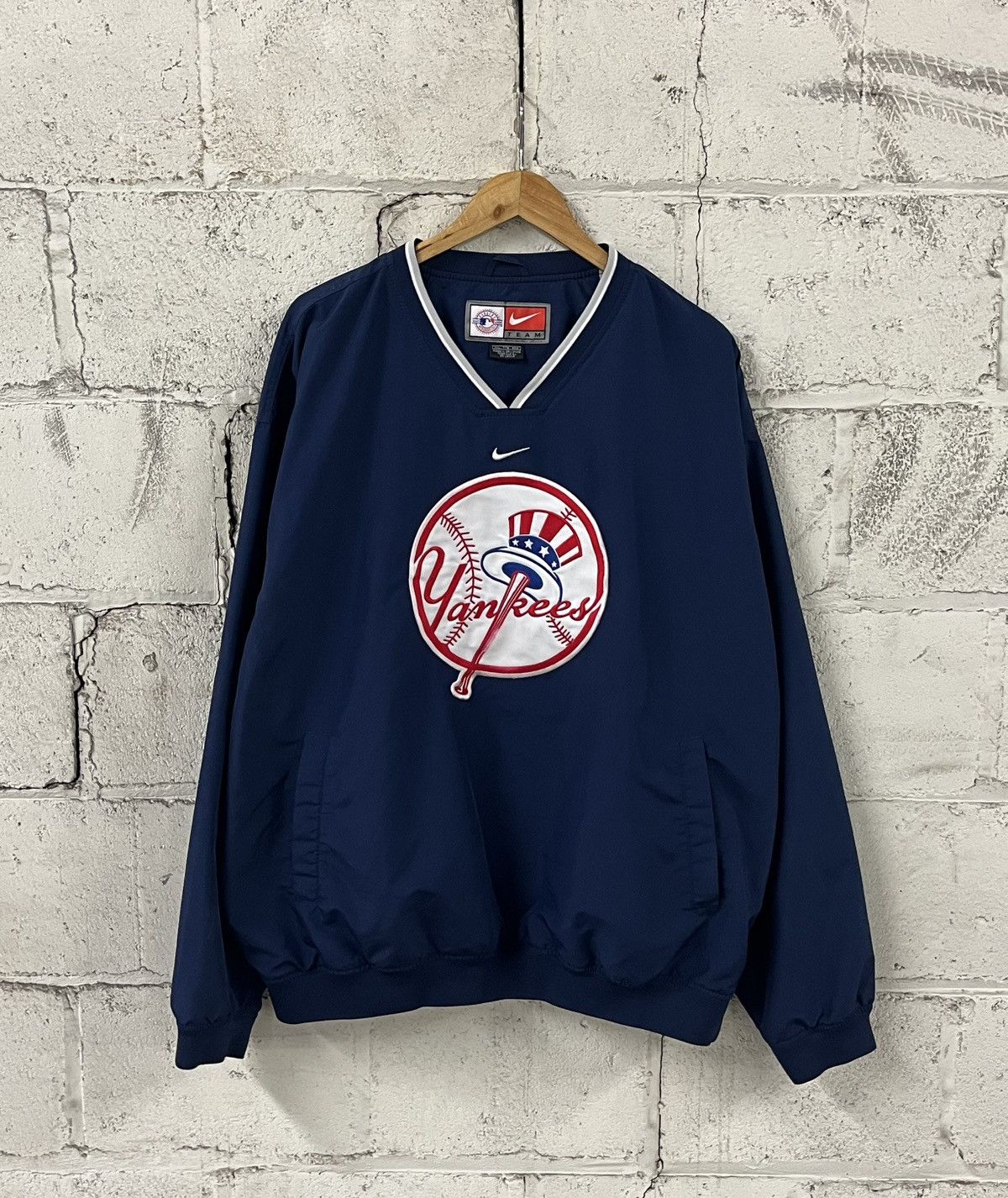 Nike Nike NY yankees y2k center swoosh windbreaker hype rare Size US XXL / EU 58 / 5 - 1 Thumbnail