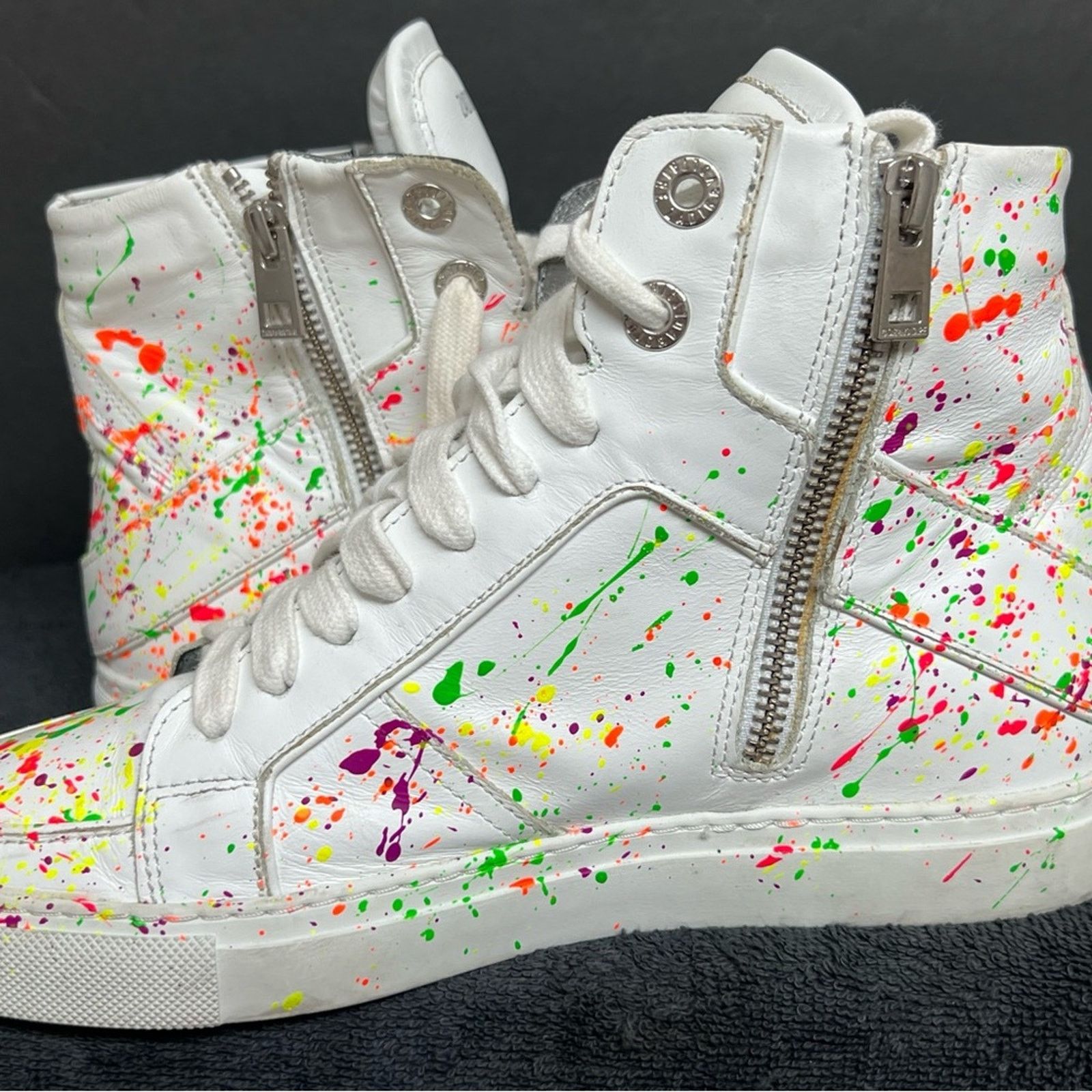 Zadig & Voltaire Zadig & Voltaire High Flash Keith Leather Graffiti Sneakers Size US 7 / IT 37 - 3 Thumbnail