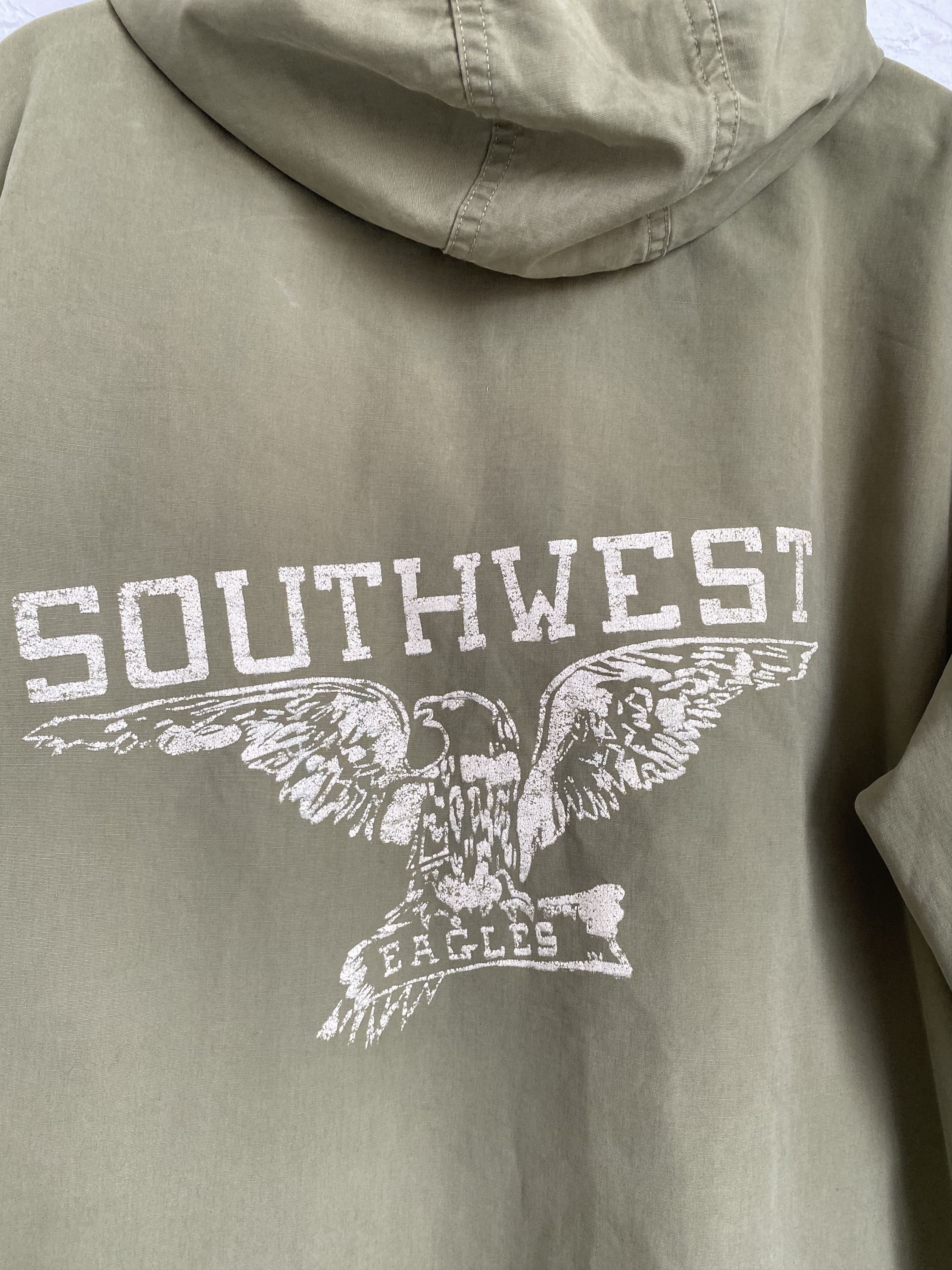 Versace Vintage 90s Gianni Versace Southwest Eagles parka Size US L / EU 52-54 / 3 - 15 Thumbnail