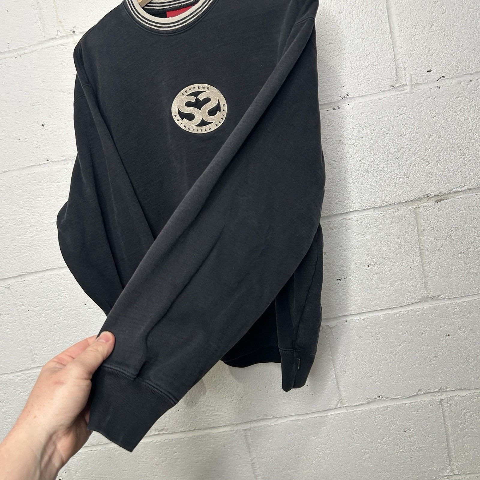 Supreme Supreme Double S Crewneck “Black” FW22 Size US S / EU 44-46 / 1 - 6 Thumbnail