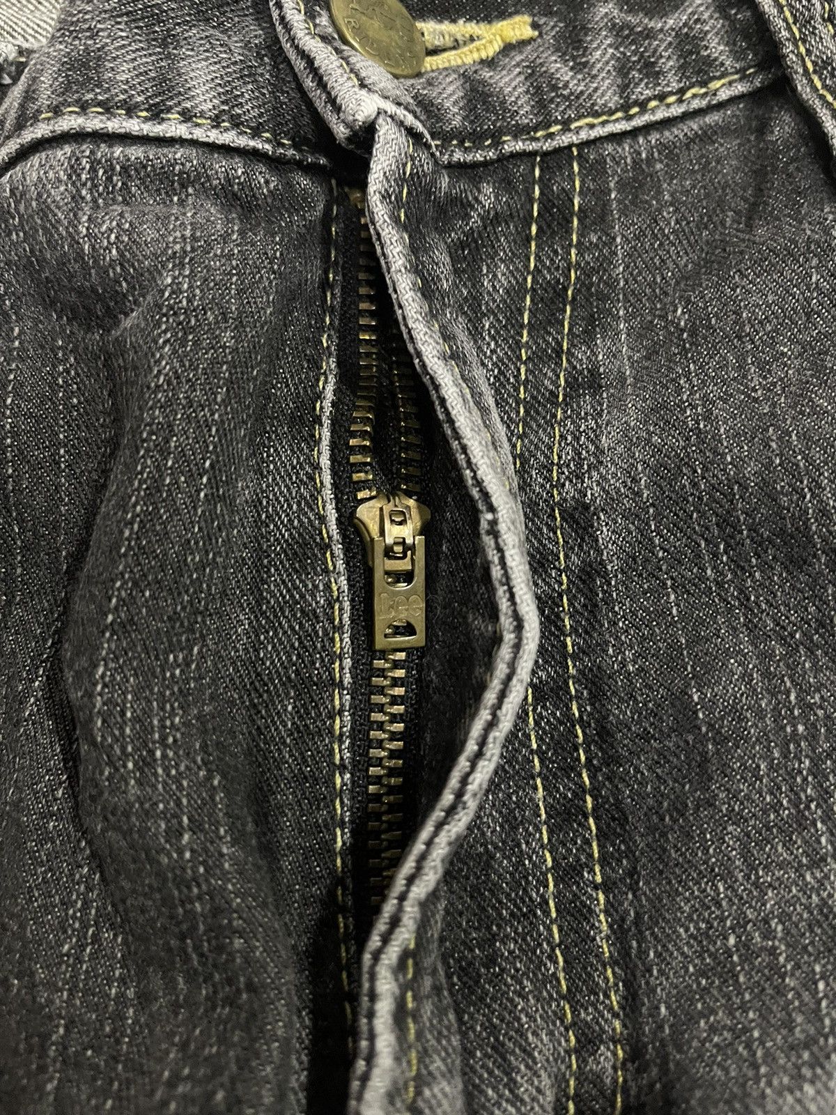 Lee Rider Distressed Jeans (13)