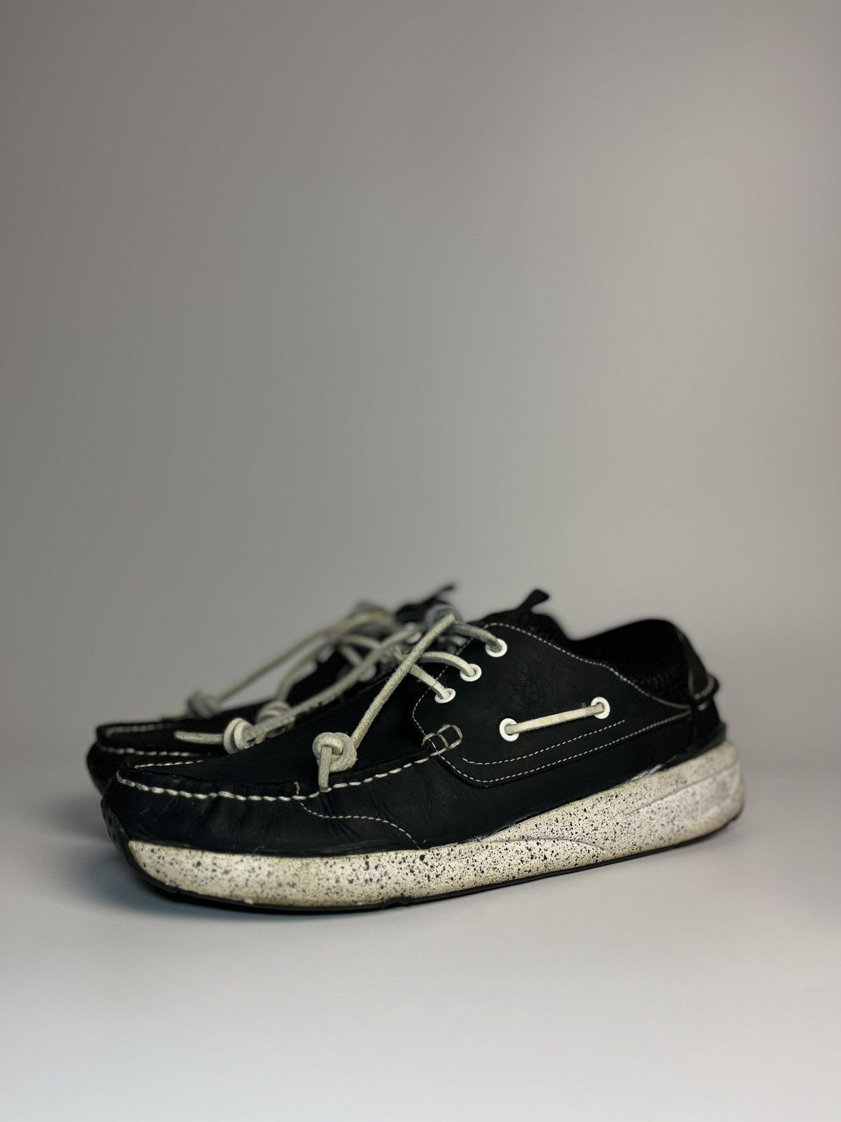 Sophnet. × Visvim Visvim x SOPHNET. Hockney Black Leather – Rare Collab Size US 9.5 / EU 42-43 - 2 Thumbnail