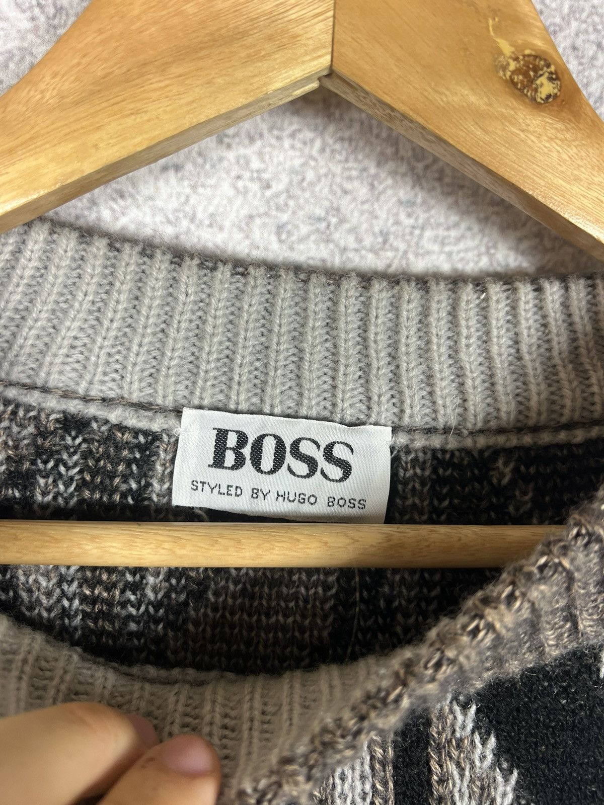 Hugo Boss Vintage Hugo Boss Knitted Sweater Coogi Style Size US M / EU 48-50 / 2 - 4 Thumbnail