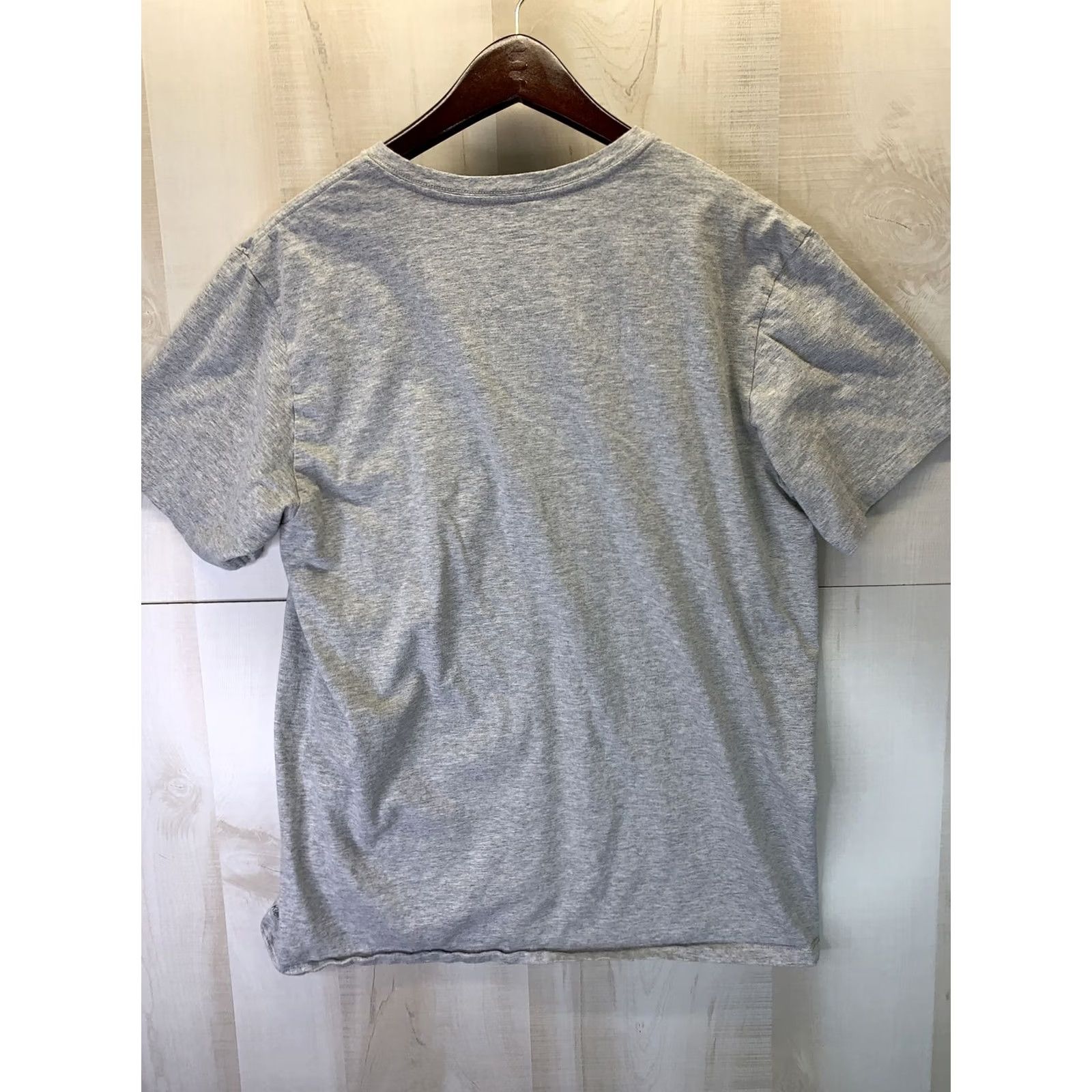 Calvin Klein Calvin Klein Men’s L Gray V-Neck Short Sleeve T-Shirt 3178, CK, Regular, Solid, Pre Owned, Size L, Men, Gray, T-Shirt Size US L / EU 52-54 / 3 - 5 Thumbnail
