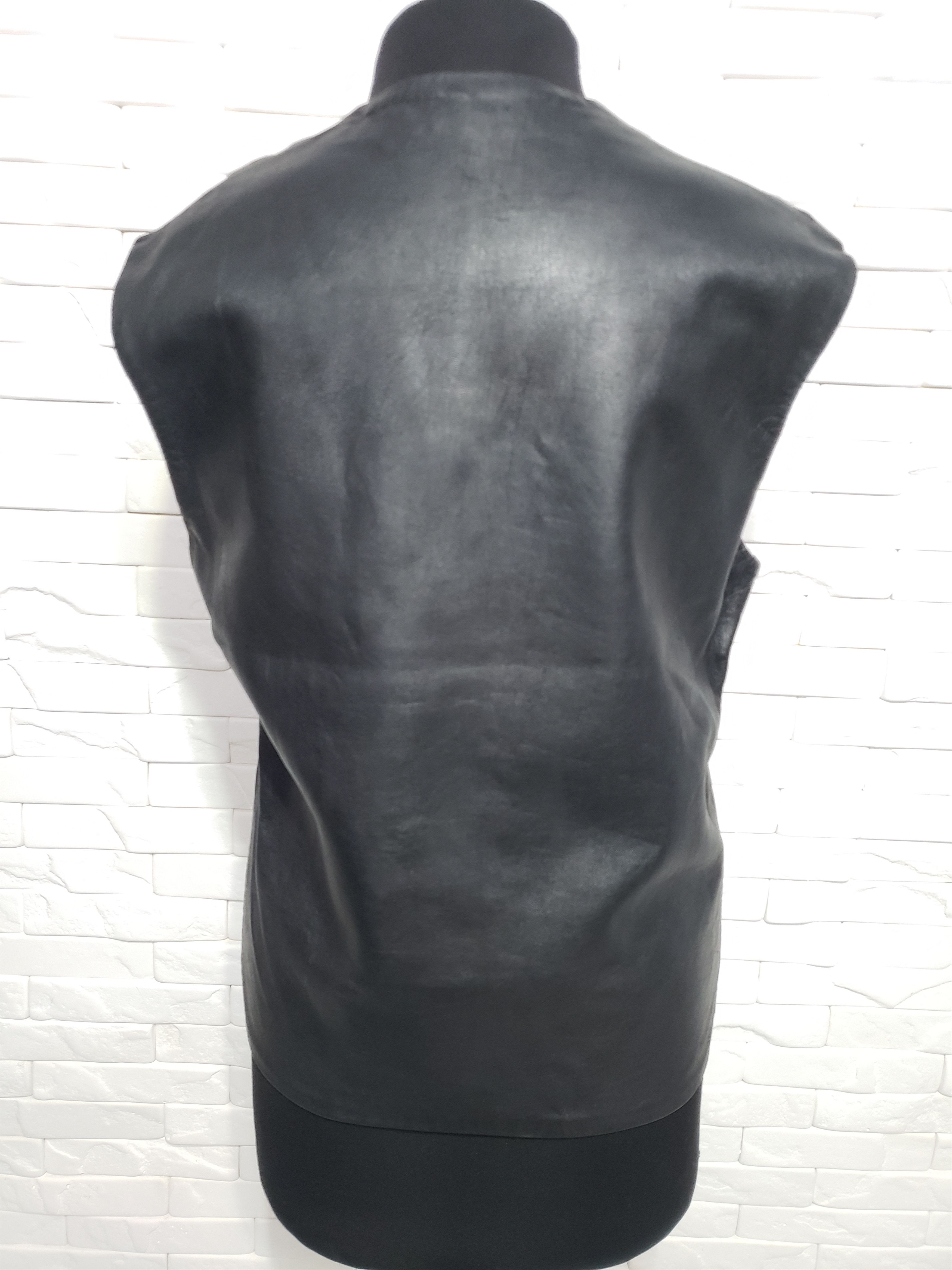 Genuine Leather Stylish women's leather vest. Size L / US 10 / IT 46 - 4 Thumbnail