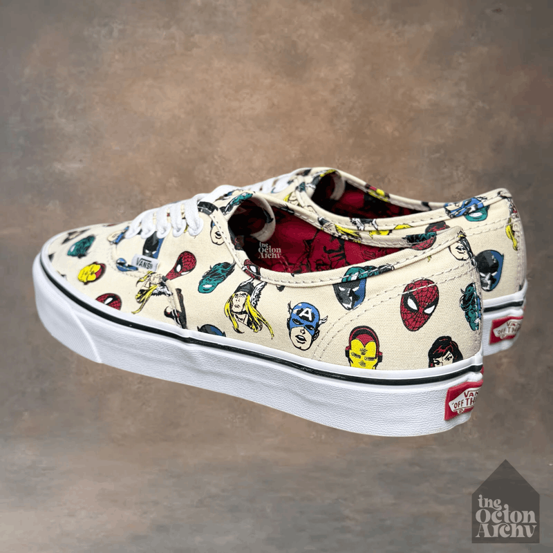 Disney × Vans Vans Authentic x Marvel 'Marvel Heads' 2018 VN0A38EMRNU Used Size US 10 / EU 43 - 2 Thumbnail
