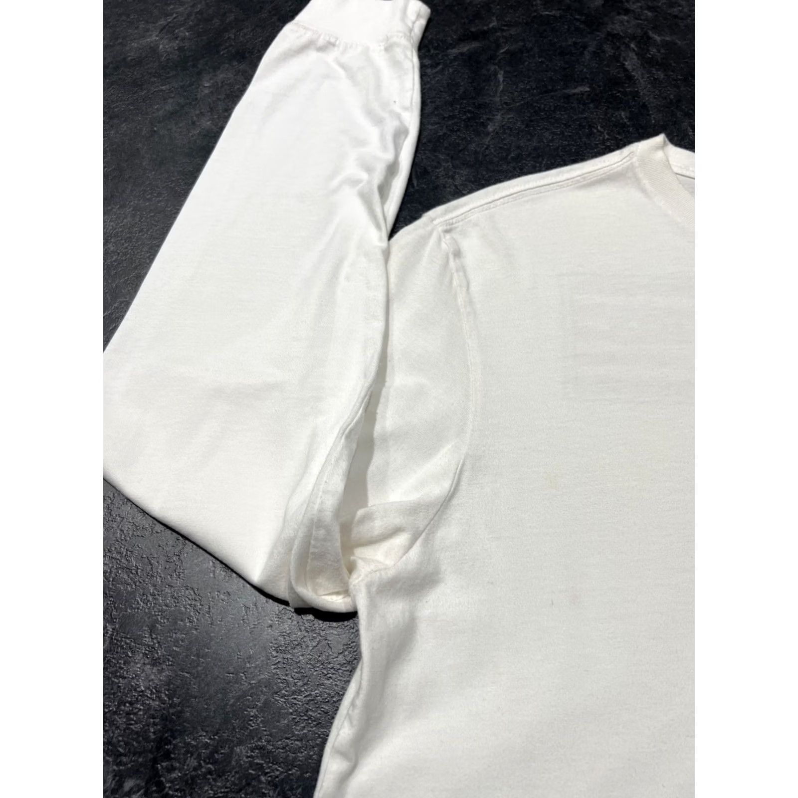 Vineyard Vines Vineyard Vines Long-Sleeve Box Pocket T-Shirt M Men White - M Womens? No, Men. Size US M / EU 48-50 / 2 - 5 Thumbnail