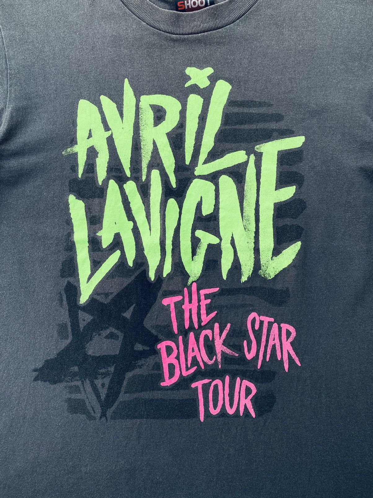 Band Tees Vintage Anvil Lavigne The Black Star Tour Tees Size US S / EU 44-46 / 1 - 5 Thumbnail