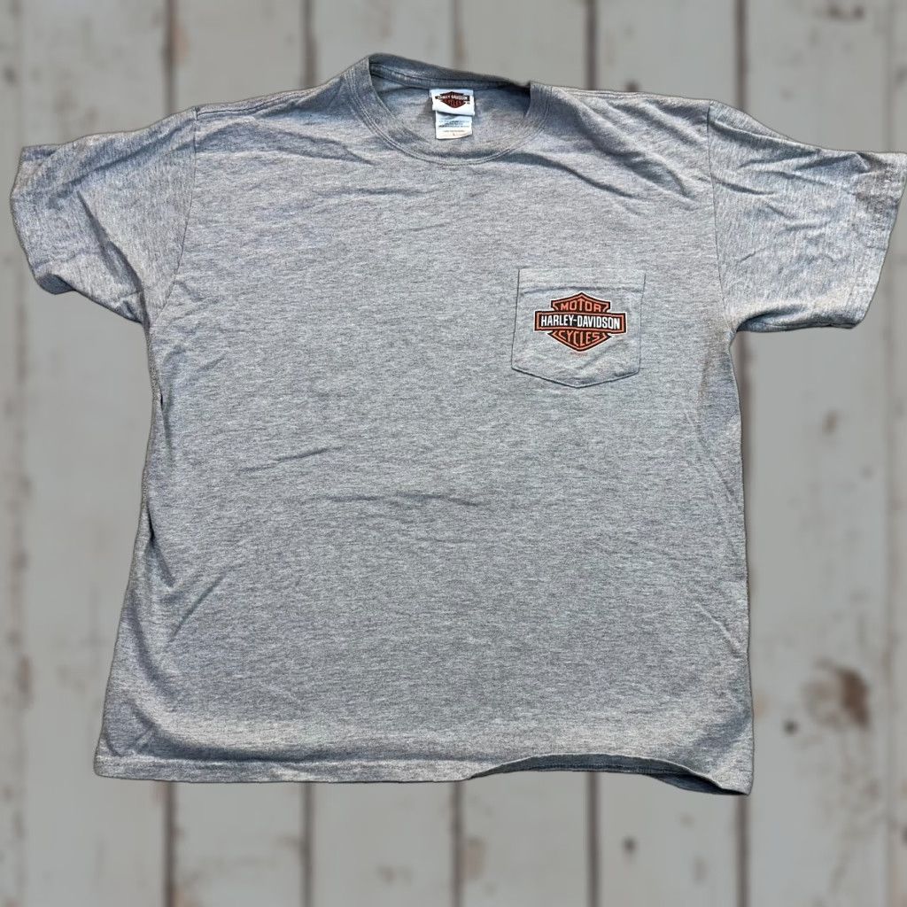 Harley Davidson Harley-Davidson Mens Large Vehicle Operations Tee Shirt Shirt T-Shirt York, Pa Multicolor Graphic Print Pocket Logo 2010-2019 Mens Clothing Size US L / EU 52-54 / 3 - 1 Thumbnail