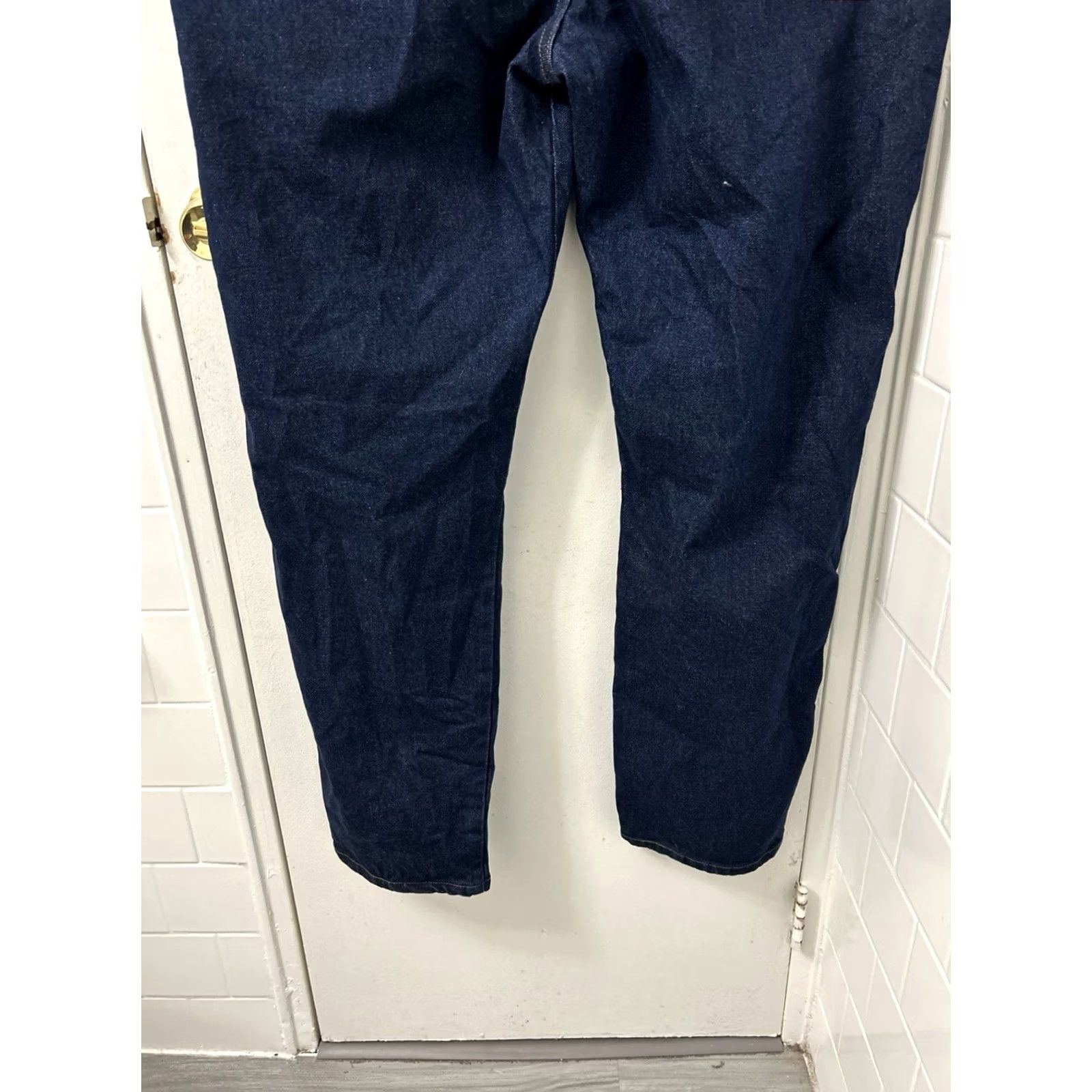 Wrangler Rustler Wrangler Jeans Mens 44x32 Dark Wash Regular Straight Leg Denim Rustler Wrangler Jeans Mens 44x32 Dark Wash Regular Straight Leg Denim Size US 44 / EU 60 - 3 Thumbnail
