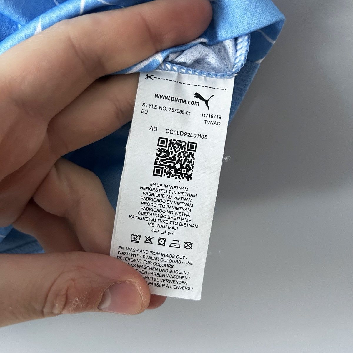 Puma Manchester City jersey 2020 2021 #17 De Bruyne Size US S / EU 44-46 / 1 - 8 Thumbnail