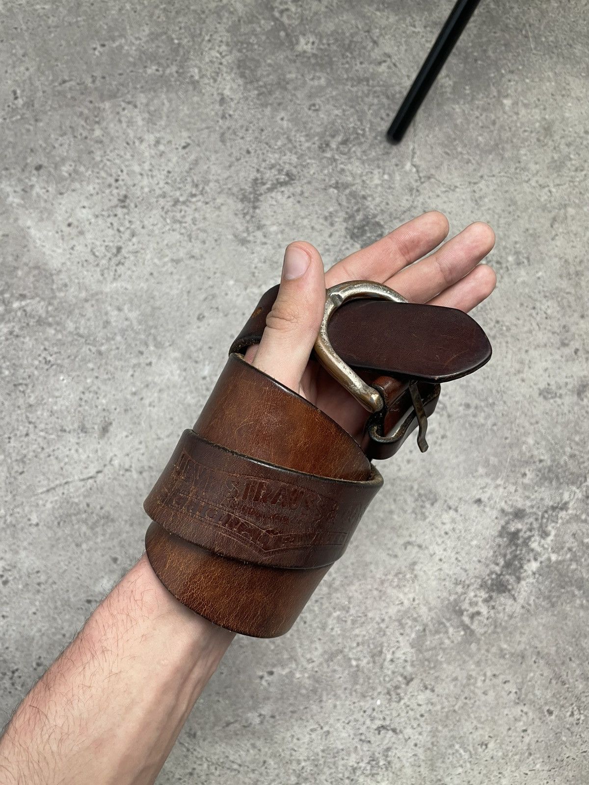 Leather Vintage Levi’s leather belt big logo Oldmoney Made in Italy Size ONE SIZE - 1 Thumbnail