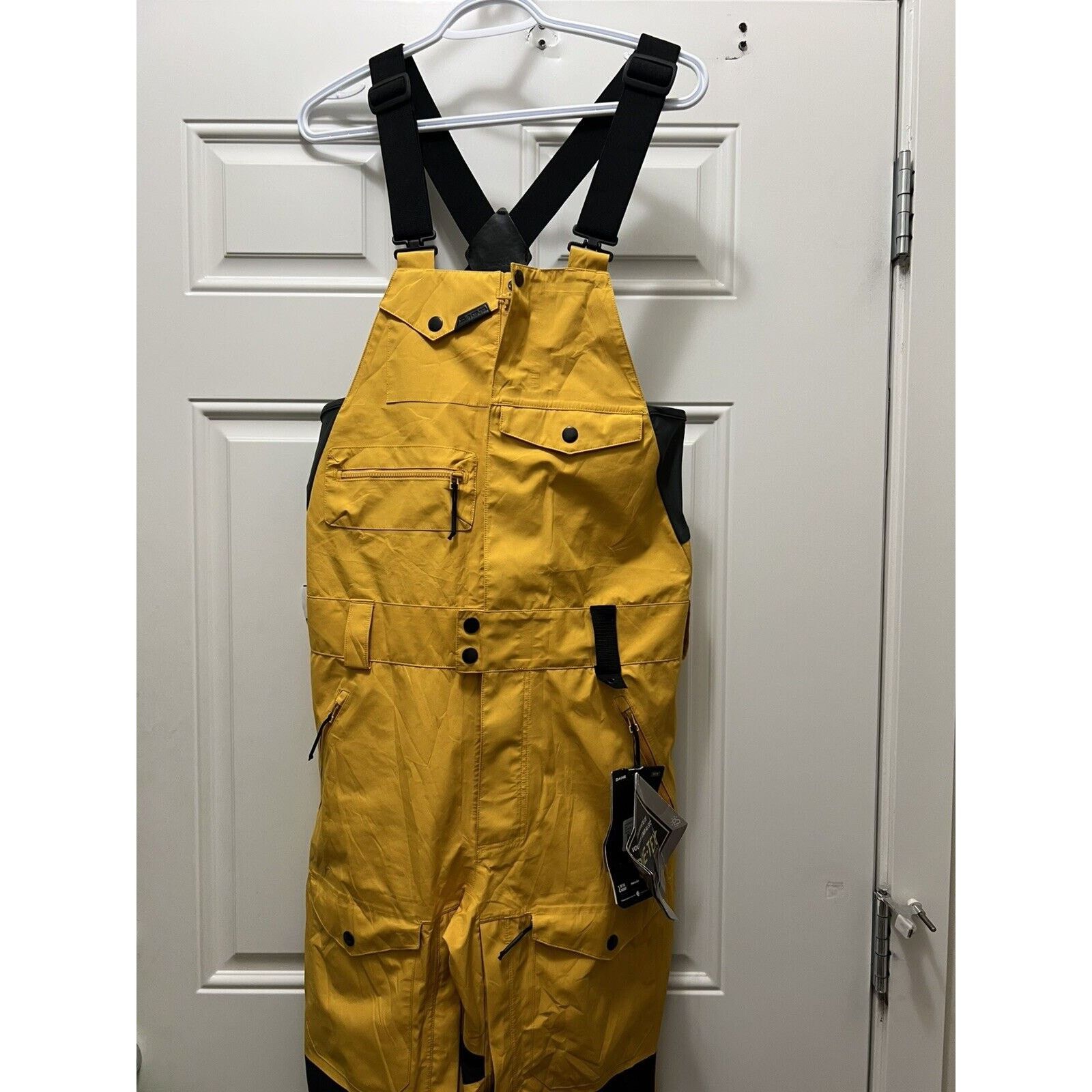 Dakine Dakine Men's Stoker GORE-TEX® 3L Bib Pants Size US 30 / EU 46 - 1 Thumbnail