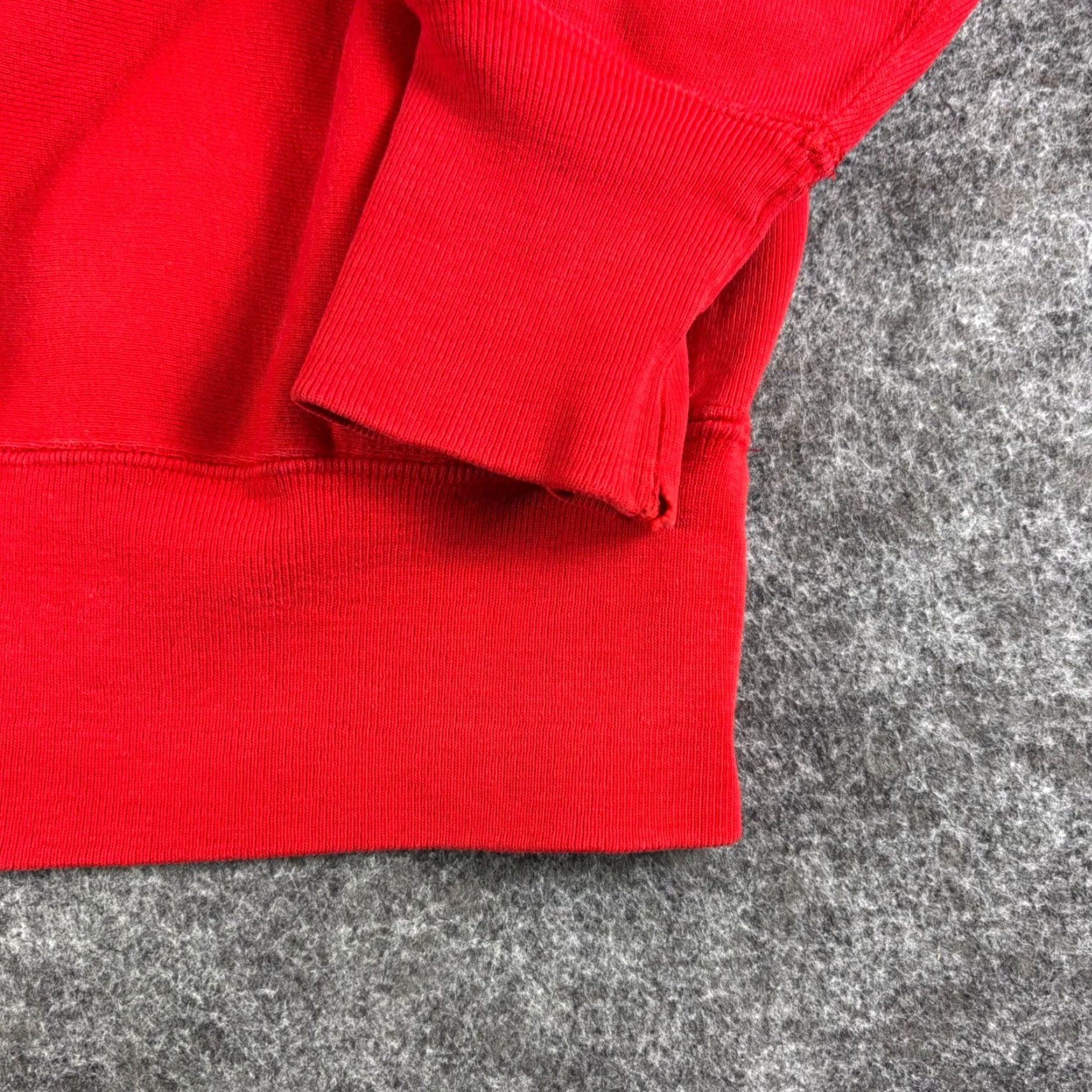Champion VINTAGE Champion Sweatshirt Crew Neck Unisex Adults XL Red 80s College Powerblend Heavyweight Size US XL / EU 56 / 4 - 6 Thumbnail