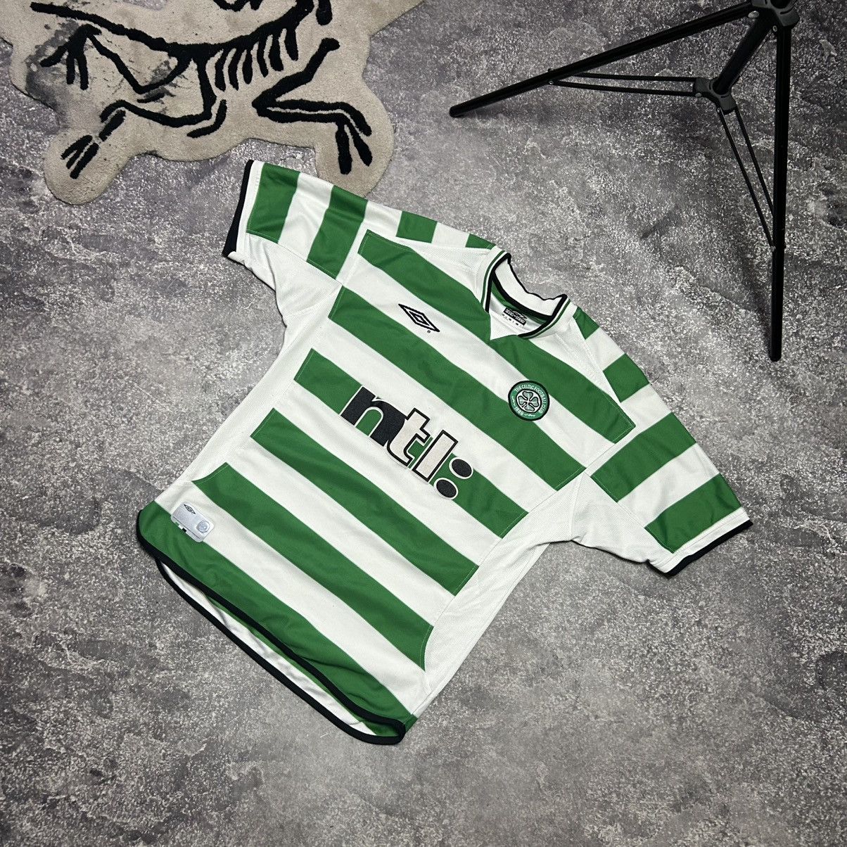 Umbro Vintage Umbro Celtic 2001 Home soccer jersey size M Size US M / EU 48-50 / 2 - 1 Thumbnail