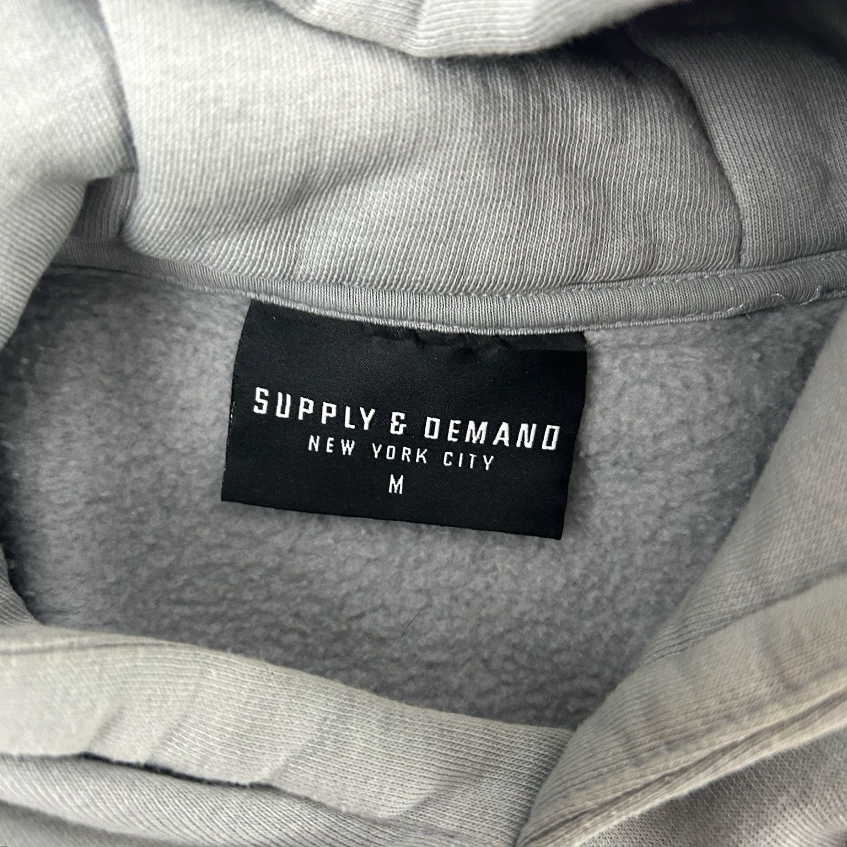Supply & Demand Supply & Demand Codey Graphic Hoodie Men’s M Gray Streetwear Pullover Hooded Long Sleeve Cotton Polyester City Streetwear Mens Size US M / EU 48-50 / 2 - 3 Thumbnail