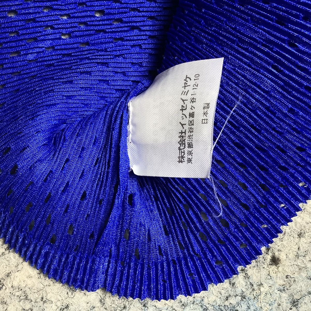 Issey Miyake × Pleats Please Issey Miyake Issey Miyake Pleats Please Crop Top Stylish Size L / US 10 / IT 46 - 8 Thumbnail