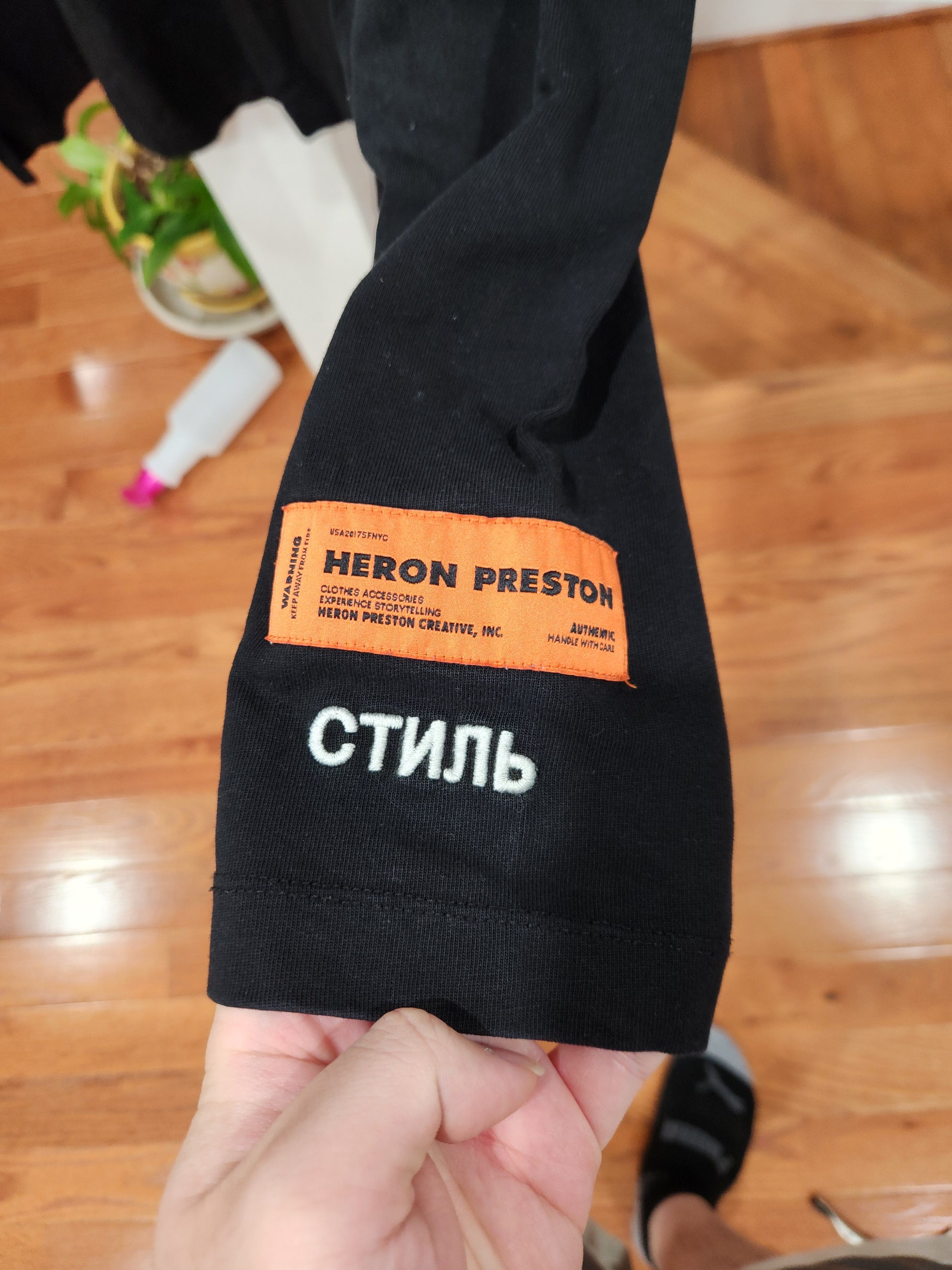 Heron Preston Heron Preston Mock Neck Influencer All City Size US XL / EU 56 / 4 - 4 Thumbnail