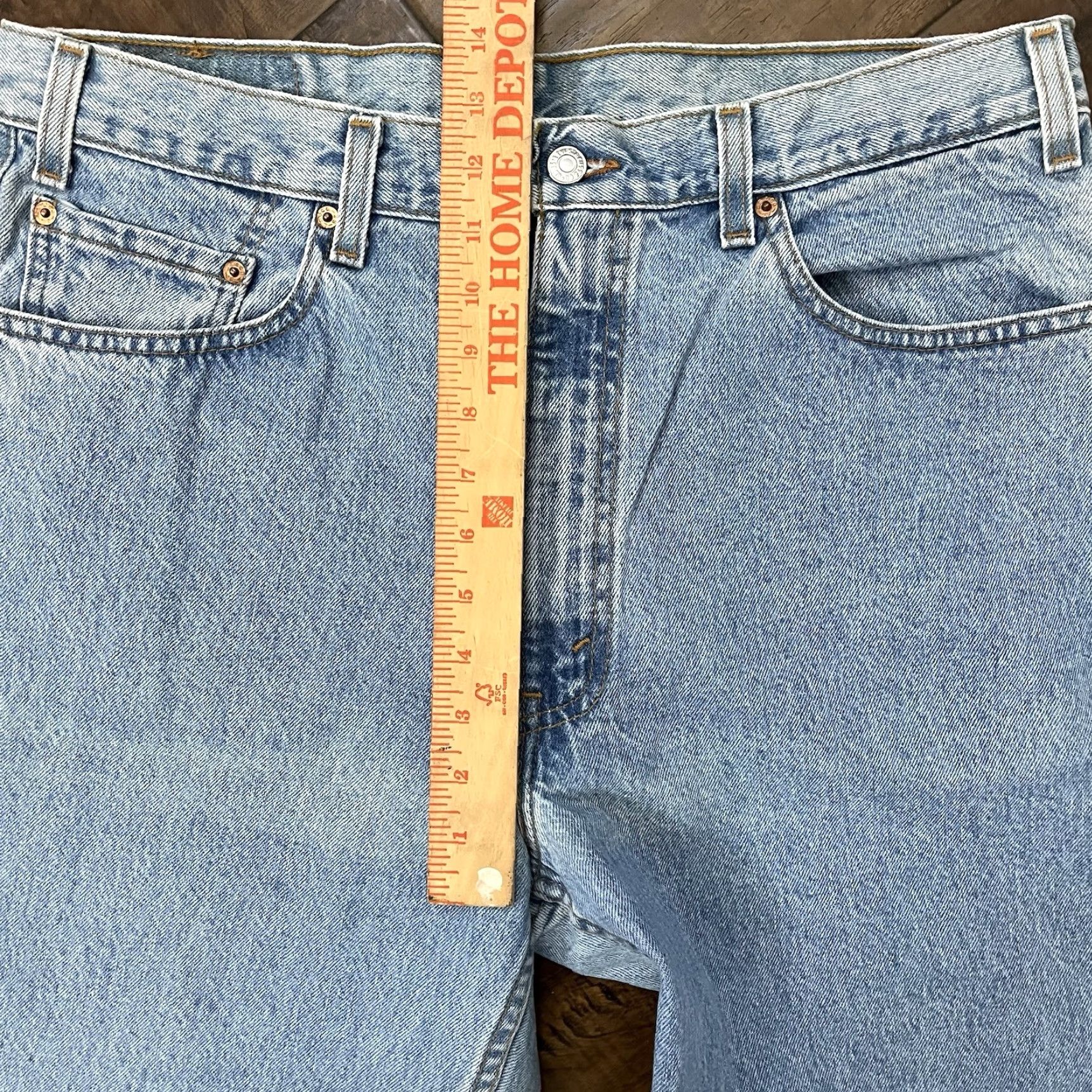 Levi's VINTAGE Levi's 550 Jeans Men 38x32 Light Blue 90s Relaxed Straight Denim Casual Size US 38 / EU 54 - 6 Thumbnail