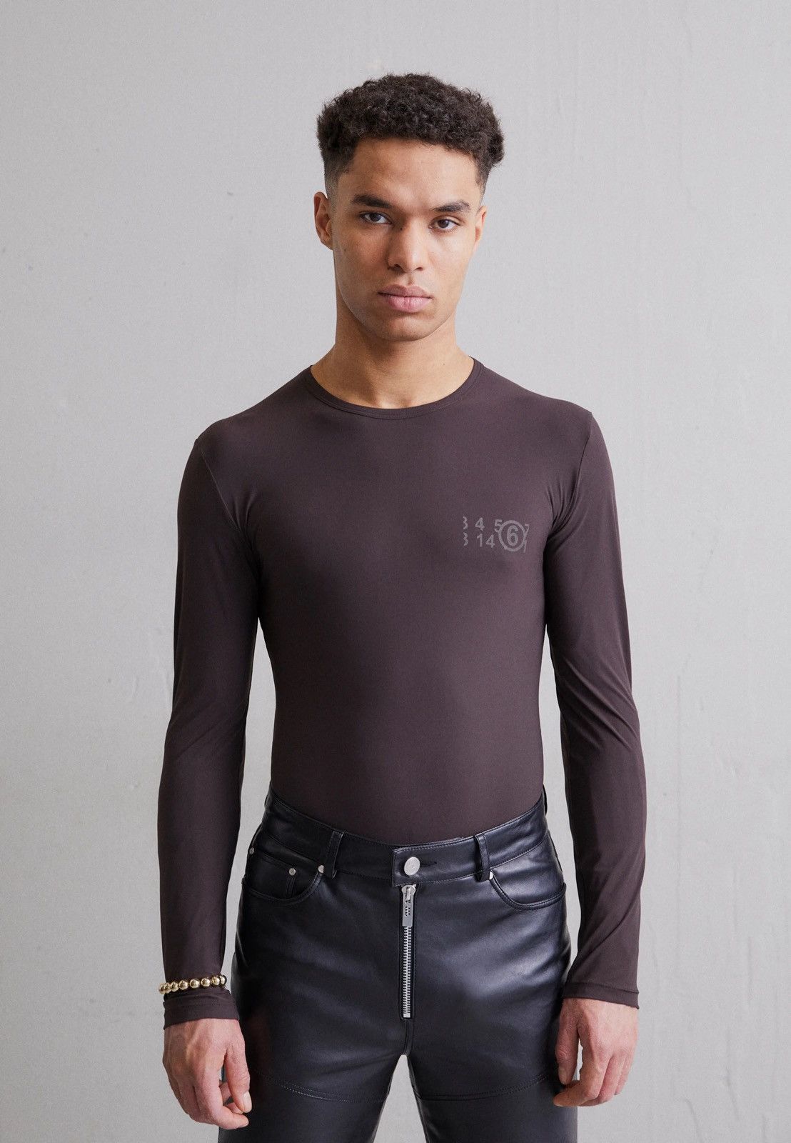 Maison Margiela !DS! SS23 Maison Margiela Printed Logo Chocolate Long Sleeve Size US M / EU 48-50 / 2 - 4 Thumbnail