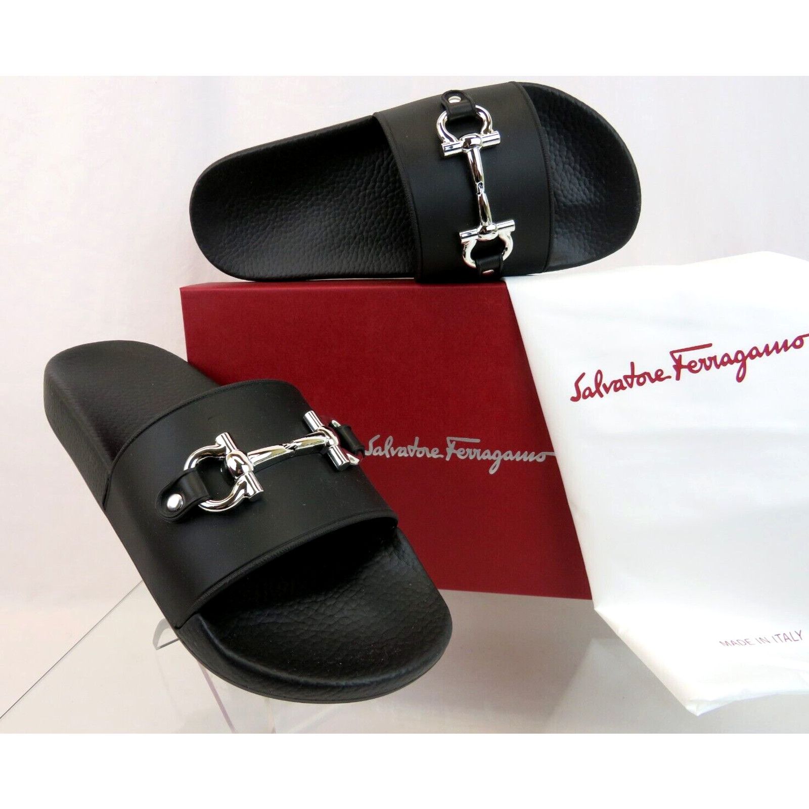 Salvatore Ferragamo FERRAGAMO GROOVY 11 BLACK RUBBER GANCINI LOGO SANDALS 9 M Size US 9 / IT 39 - 1 Thumbnail