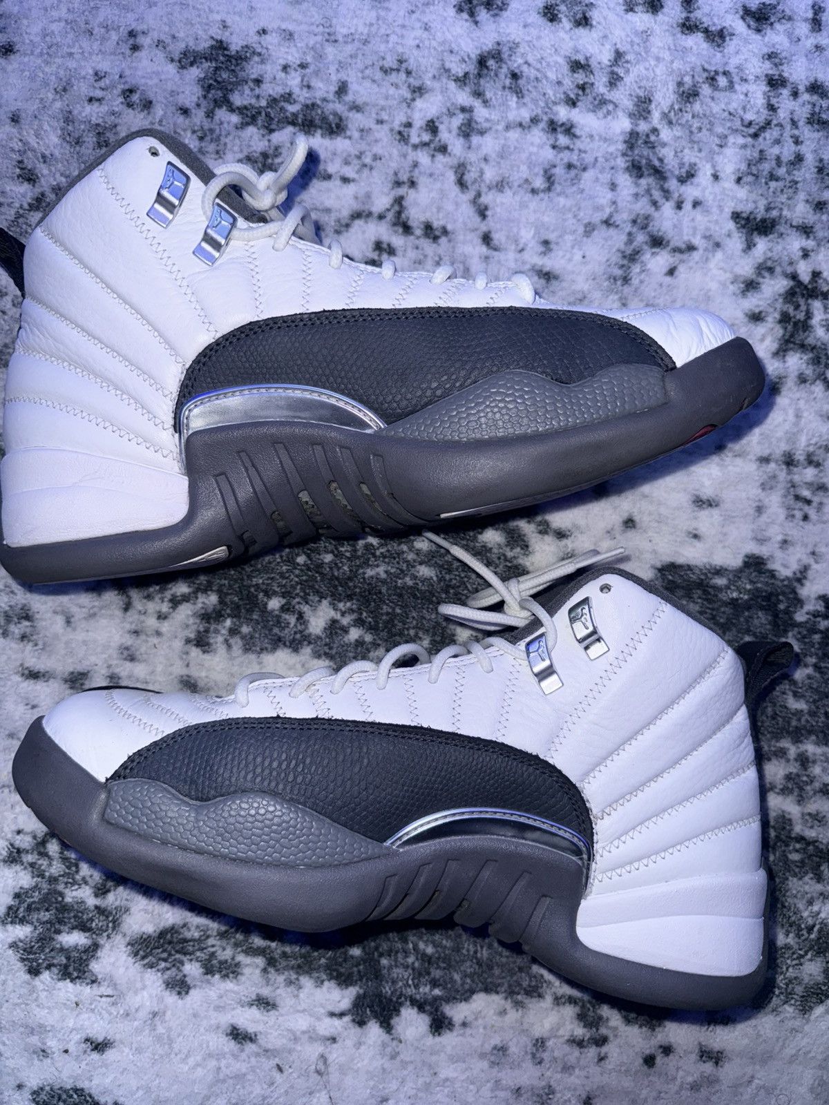 Jordan Brand Jordan 12s dark grey Size US 9 / EU 42 - 2 Thumbnail