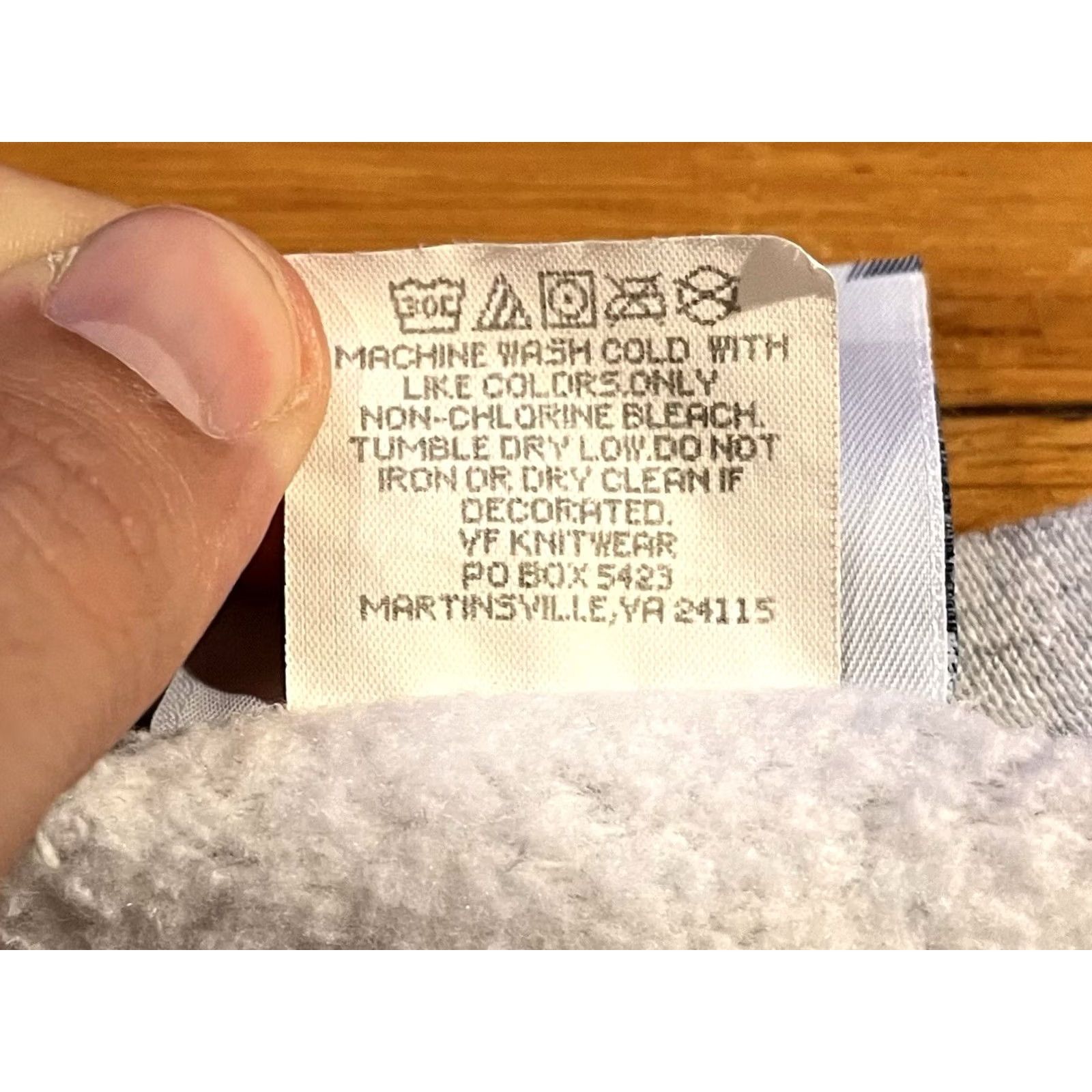 Lee VINTAGE Lee Southampton Sweatshirt Men’s Large Gray 90s Graphic Print Pullover Crew Neck Cardigan? Size US L / EU 52-54 / 3 - 6 Thumbnail