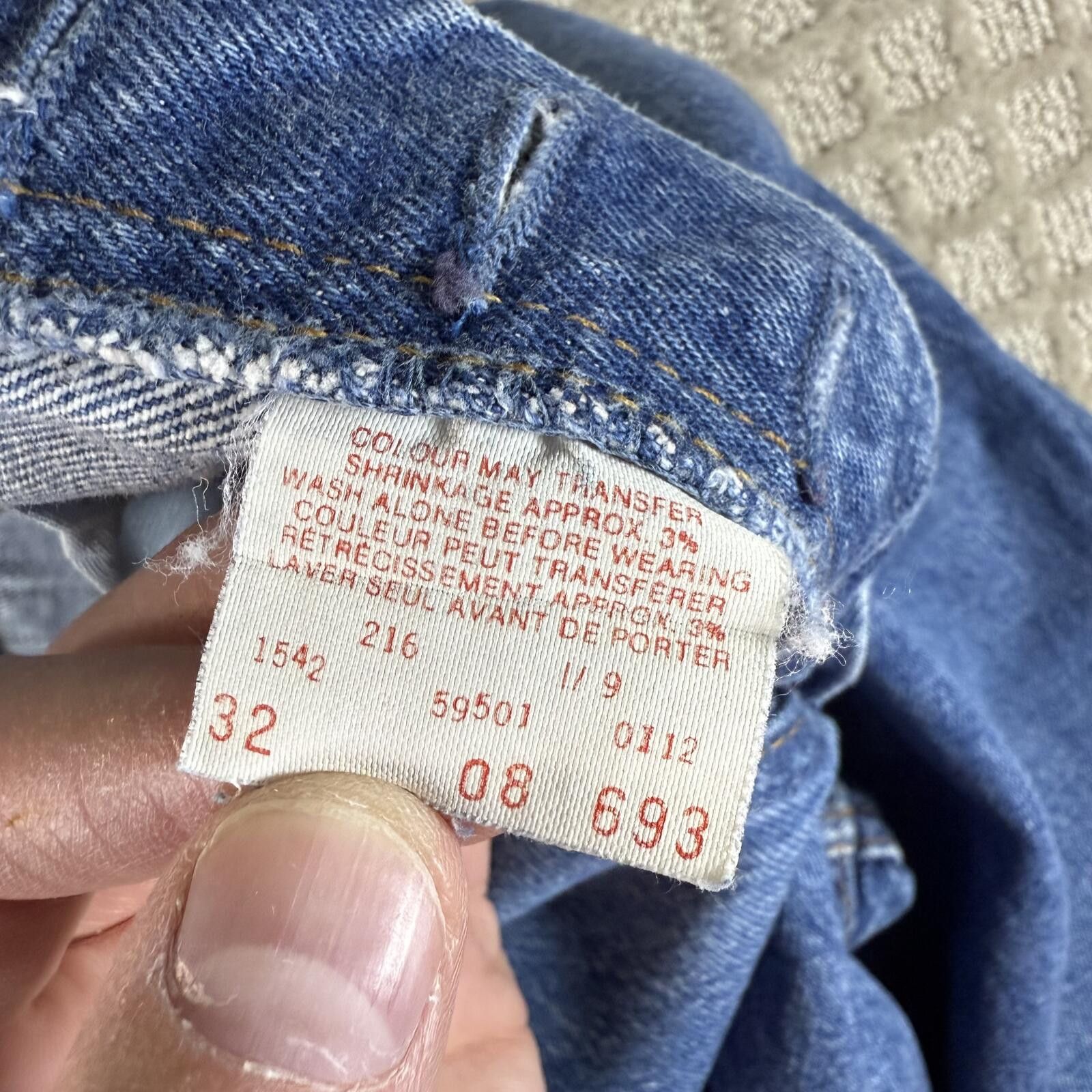 Other Vintage Levi’s 501 Straight Jeans Made in Canada 28x31 Size US 28 / EU 44 - 3 Thumbnail
