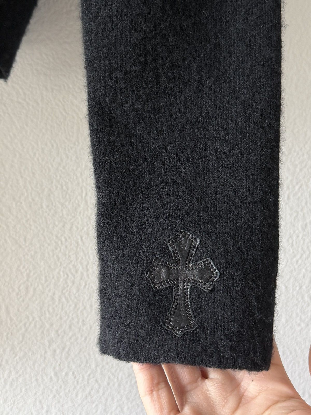 Chrome Hearts CH Vintage Cross Patch Cashmere Sweater XL Size US XL / EU 56 / 4 - 4 Thumbnail