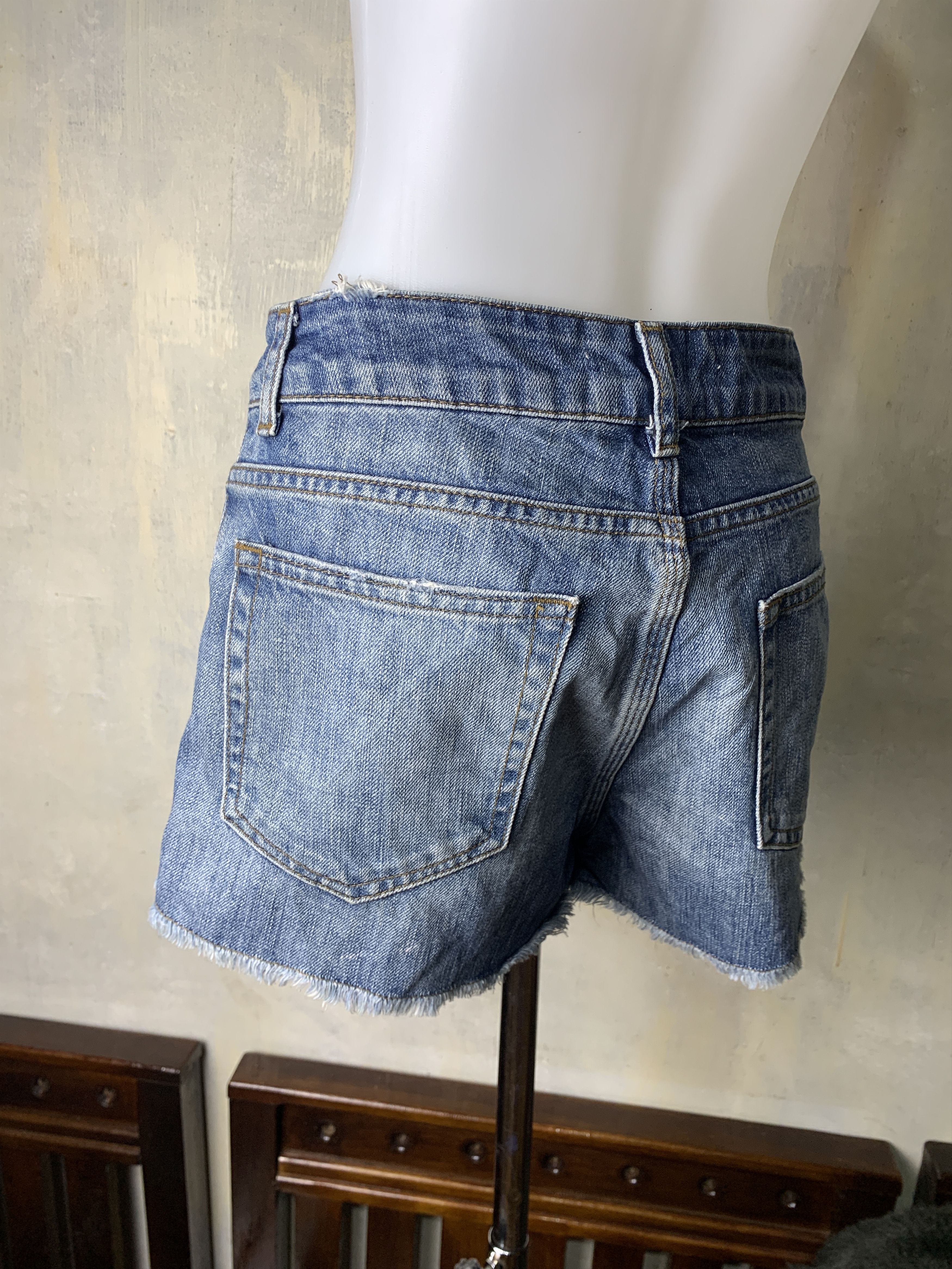 Bershka Bershka Blue Chimayo Embroidered Shorts (27) Size 27" / US 4 / IT 40 - 3 Thumbnail
