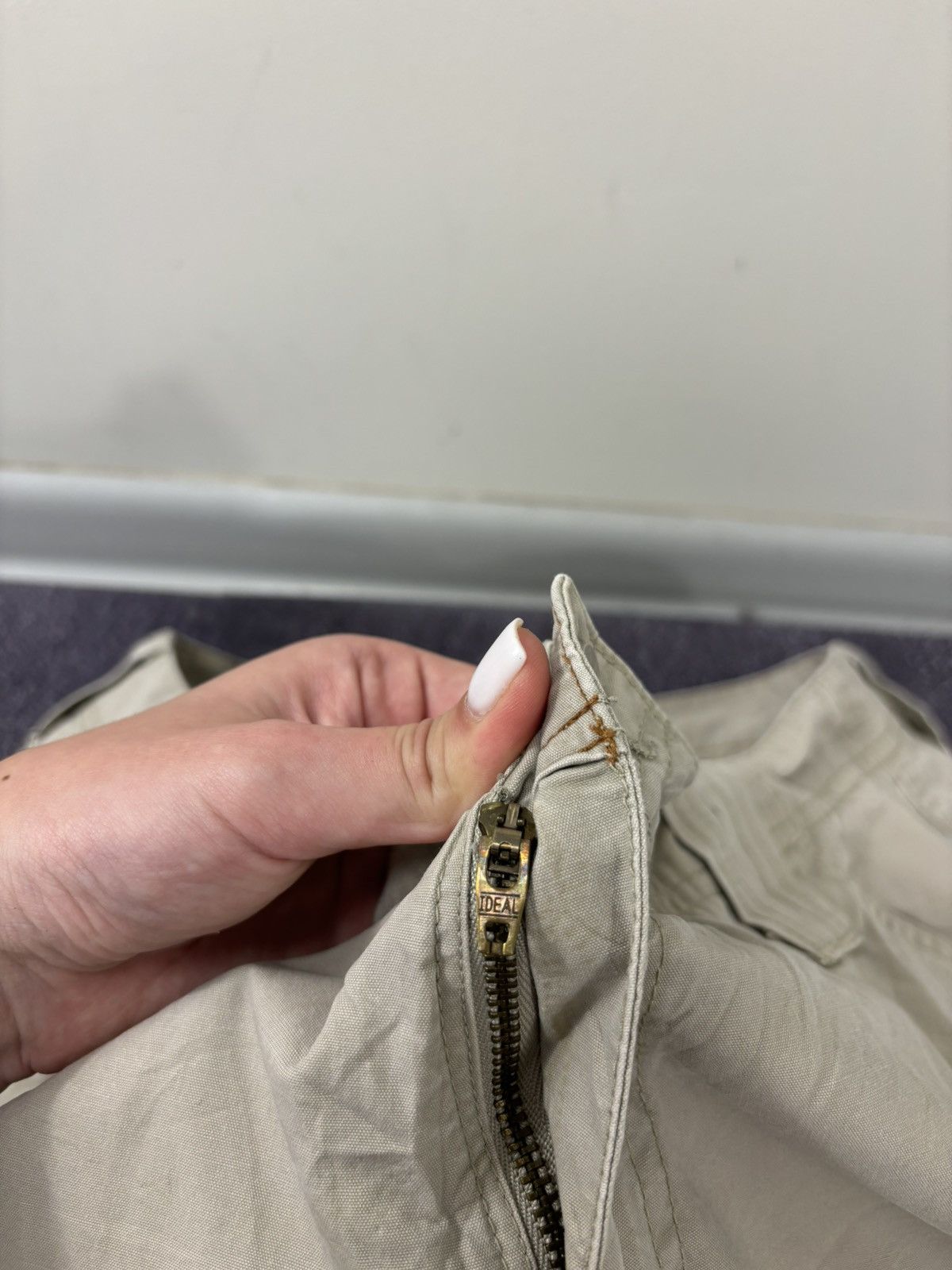 Lee Vintage Lee Dungarees Y2K Beige Work Hype Baggy Cargo Shorts Size US 36 / EU 52 - 11 Thumbnail