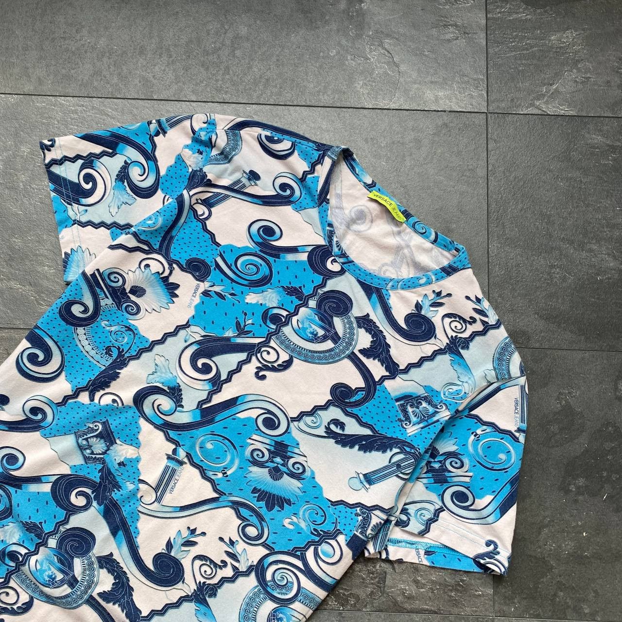 Streetwear × Versace × Vintage Versace monogram tee shirt Size US M / EU 48-50 / 2 - 2 Thumbnail