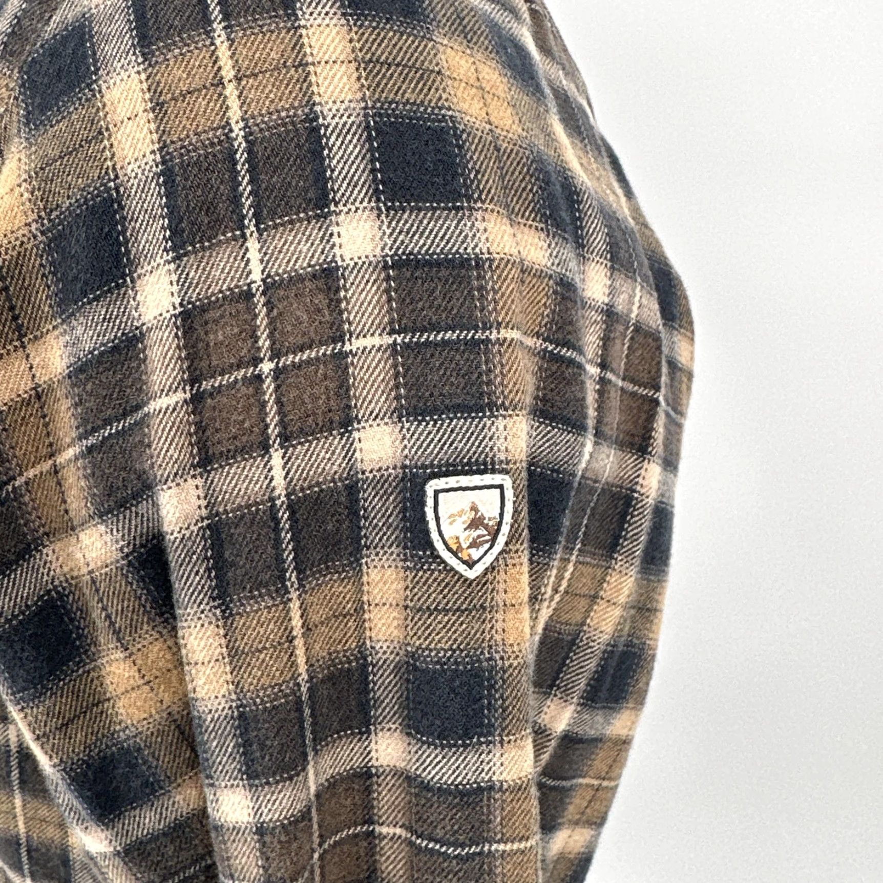 Vintage KUHL Shirt Mens Medium Dillingr Brown Plaid Flannel Button Up Long Sleeve Tencel Size US M / EU 48-50 / 2 - 4 Thumbnail