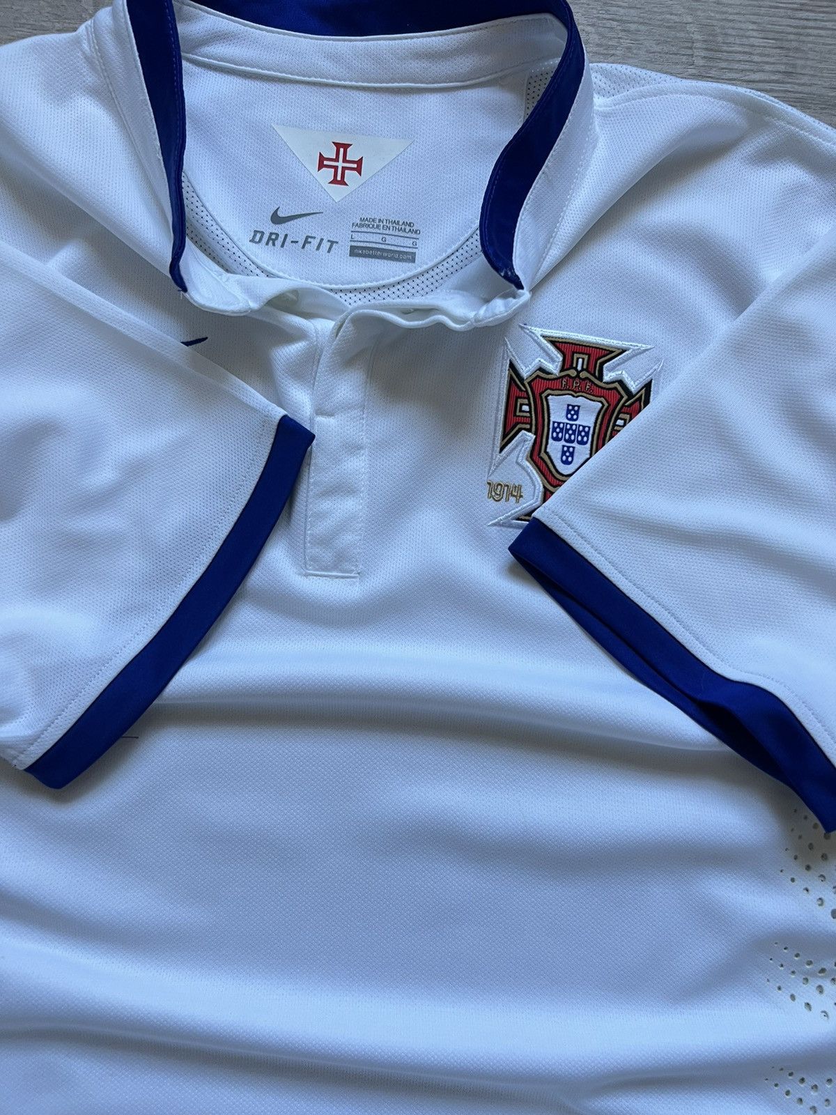 Nike Nike Portugal National Team Soccer Jersey White Size US L / EU 52-54 / 3 - 14 Thumbnail