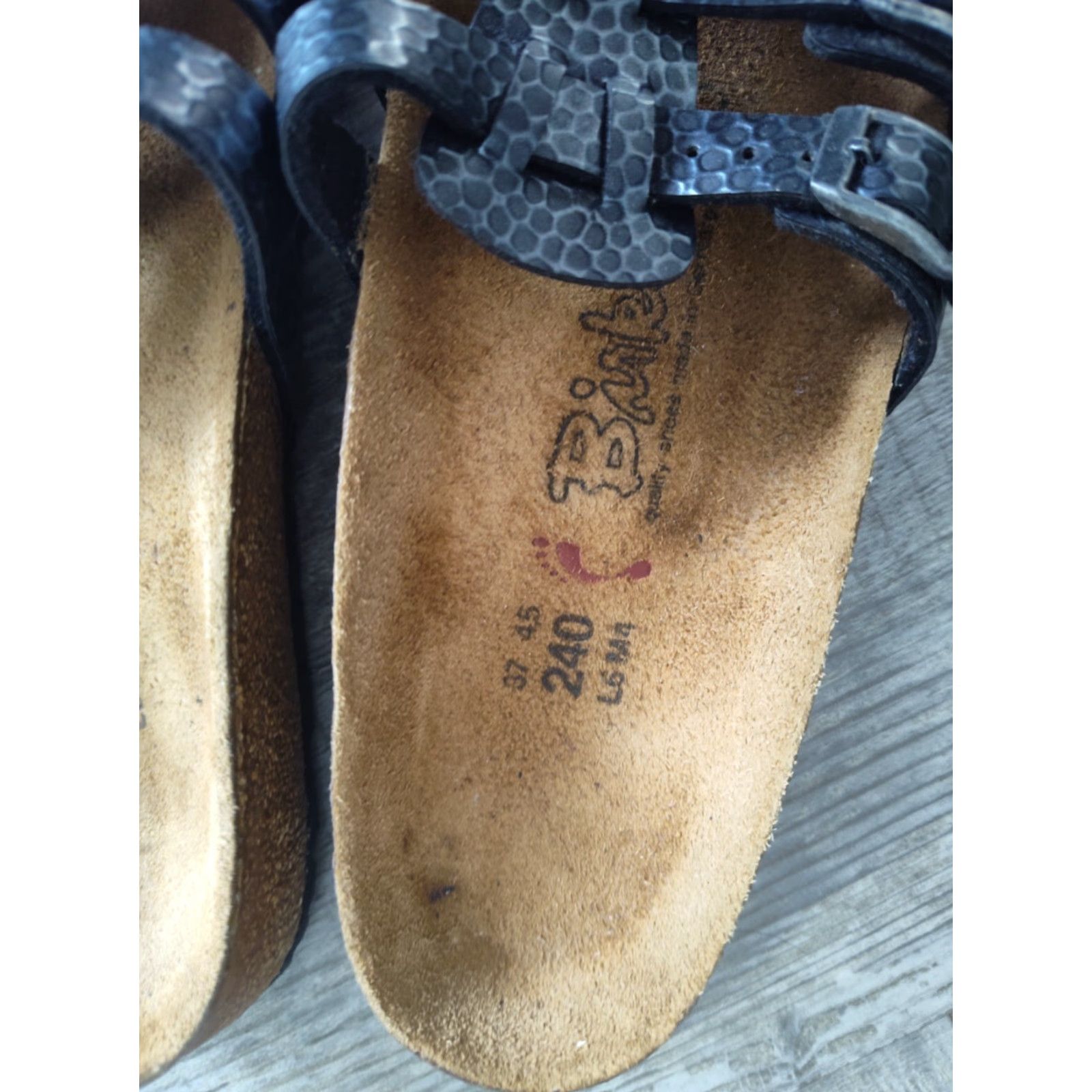 Birkenstock Birkenstock Xenia Sandals Women's 6 Gray Metallic Leather 3 Strap Buckle Slip-On Snakeskin Casual Size US 6 / IT 36 - 5 Thumbnail