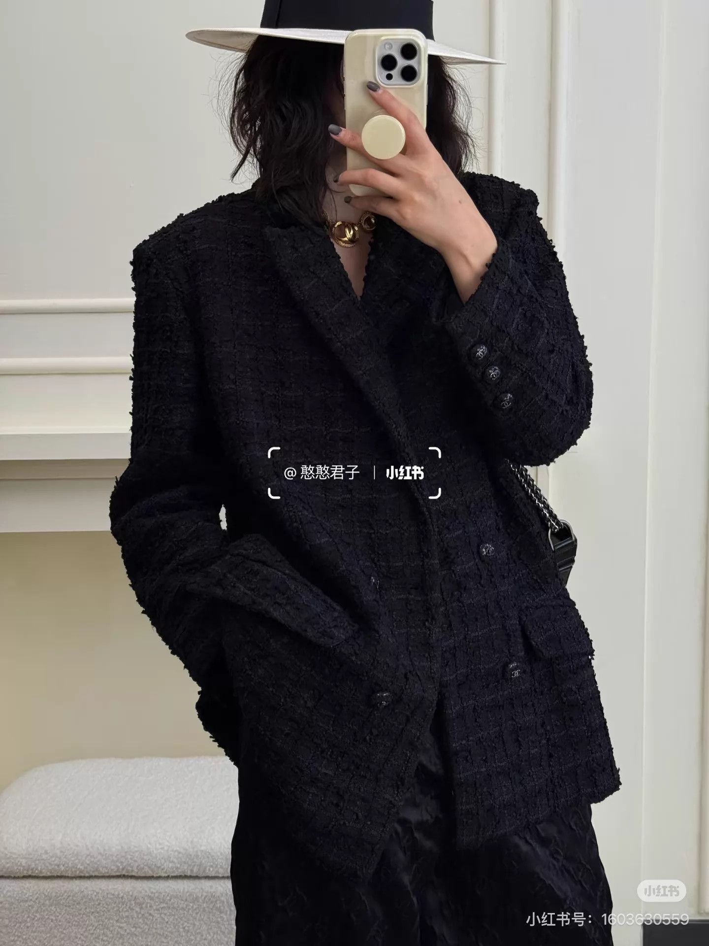 Chanel Chanel Classic Tweed Unisex Jacket Size XS / US 0-2 / IT 36-38 - 8 Thumbnail