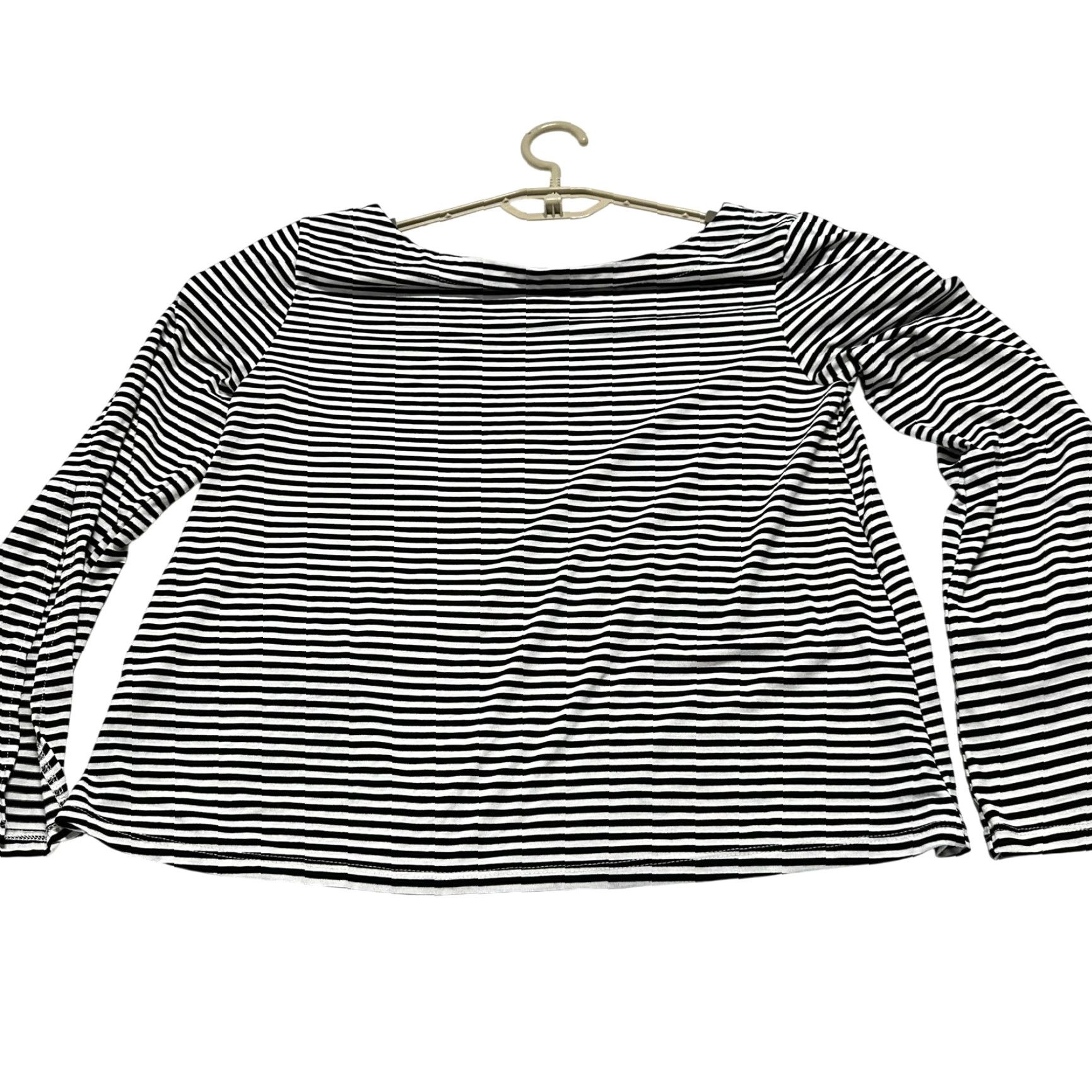 BB Dakota BB Dakota Shirt Women M Black White Striped Bell Sleeve Minimalist Casual Shirt Mens? Size M / US 6-8 / IT 42-44 - 4 Thumbnail