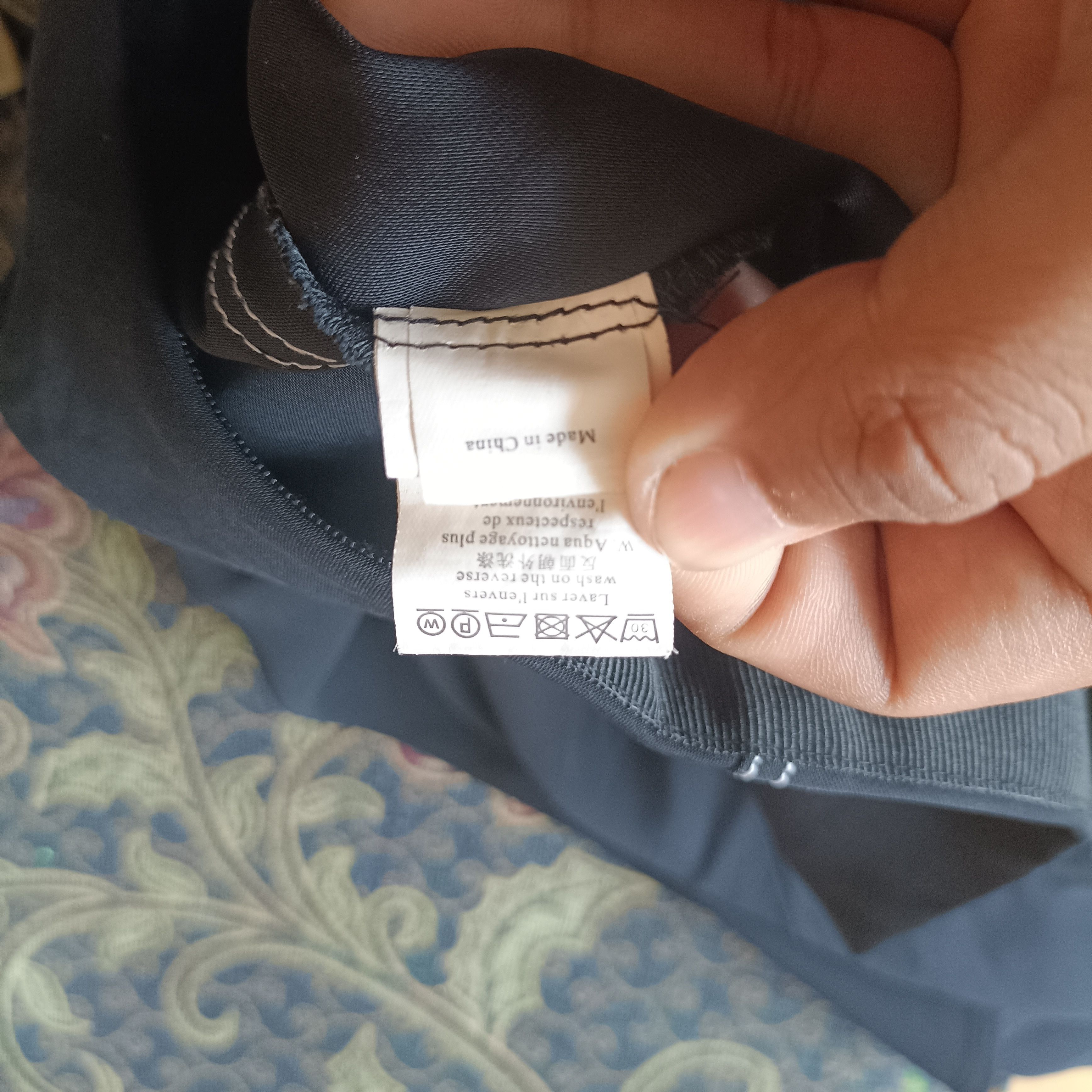 Louis Vuitton Louis Vuitton Skirt blue navy workwear uniformes Size 28" / US 6 / IT 42 - 8 Thumbnail