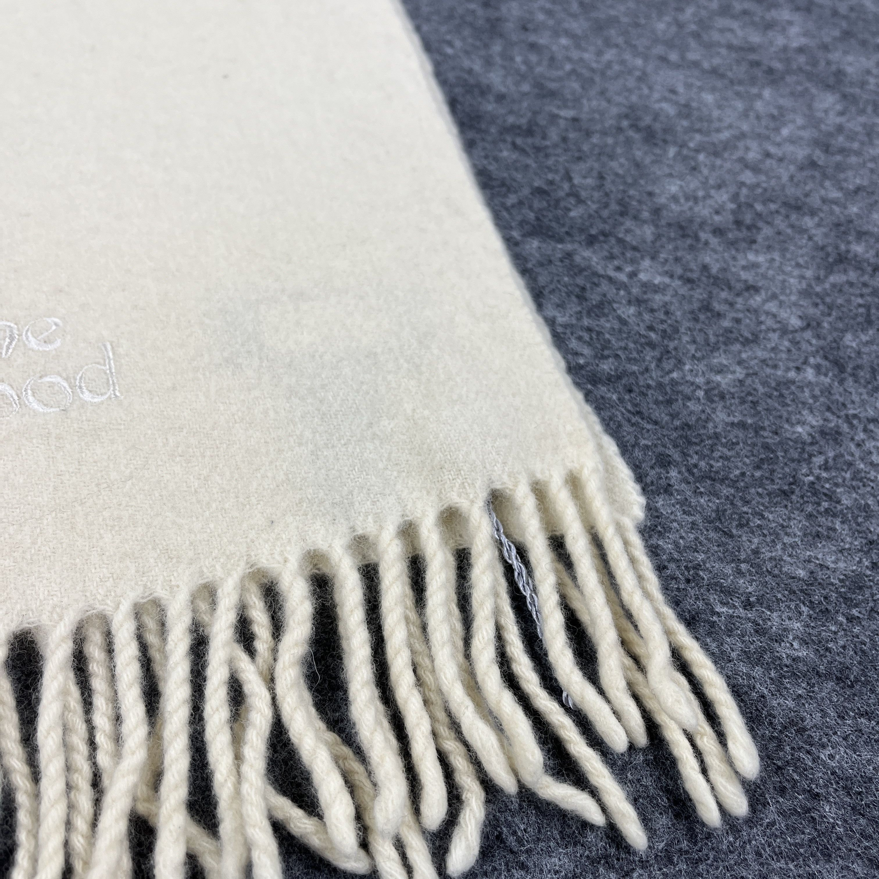 Vivienne Westwood Scarf / Muffler / Neckwear T1037