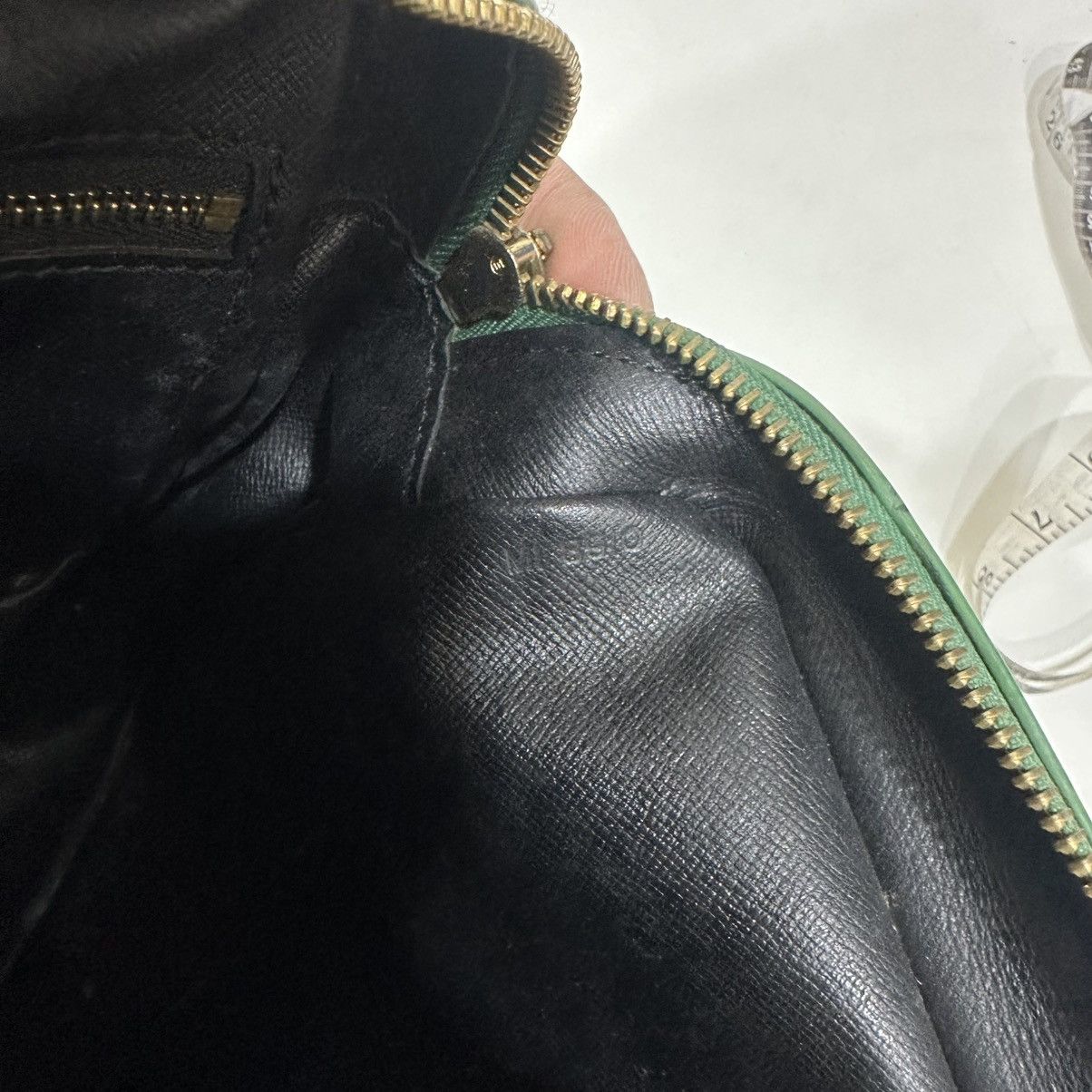 Louis Vuitton ‼️LASTDROP‼️LOUIS VUITTON TROCADWRO 27 EPI LEATHER SHOULDERBAG Size ONE SIZE - 13 Thumbnail