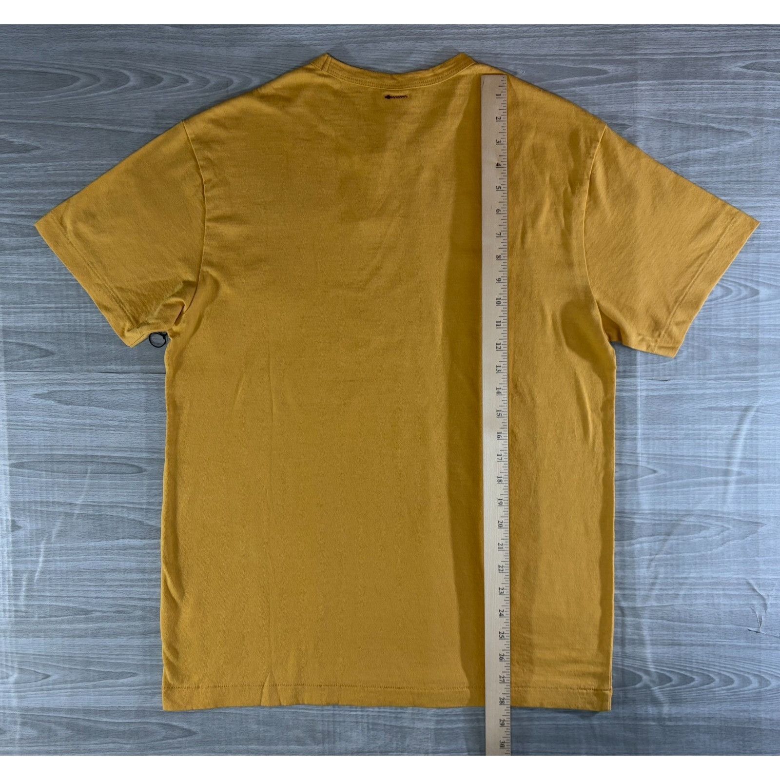 Todd Snyder Todd Snyder X Champion Looney Tunes Gang Tee T-Shirt size M Size US M / EU 48-50 / 2 - 7 Thumbnail